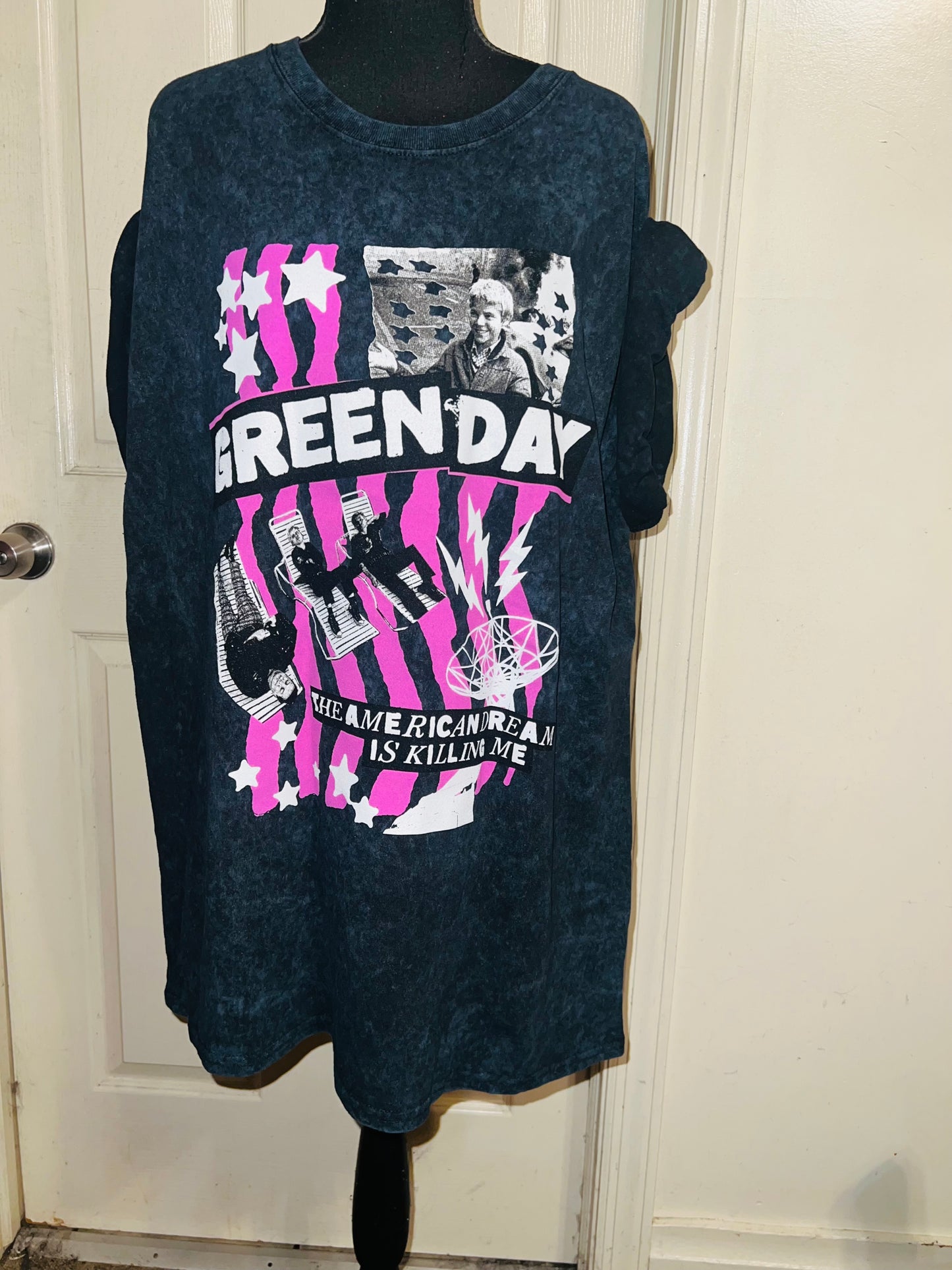 Green Day Oversized Distressed Tee