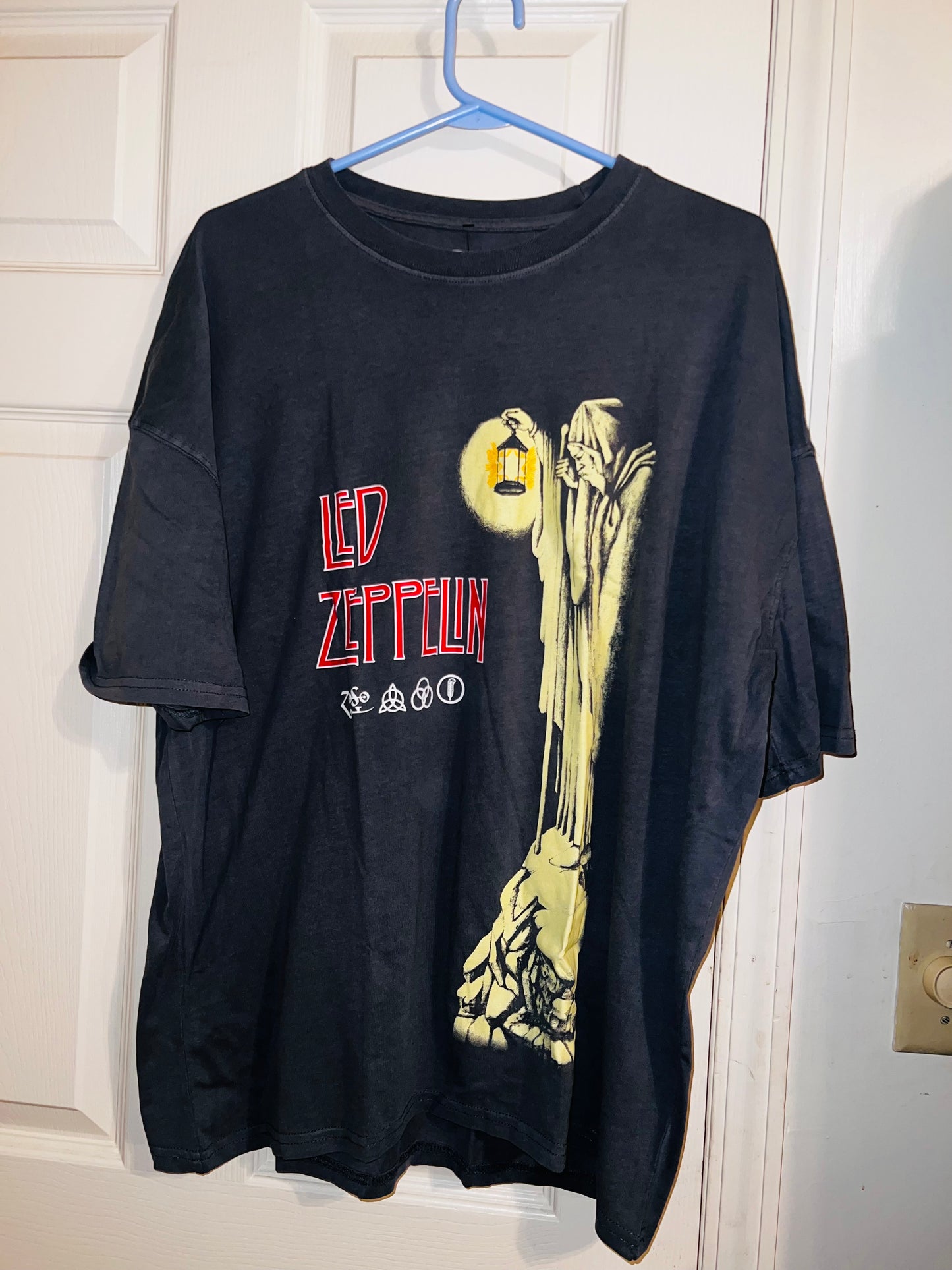 Led Zeppelin Oversized Distressed Tee