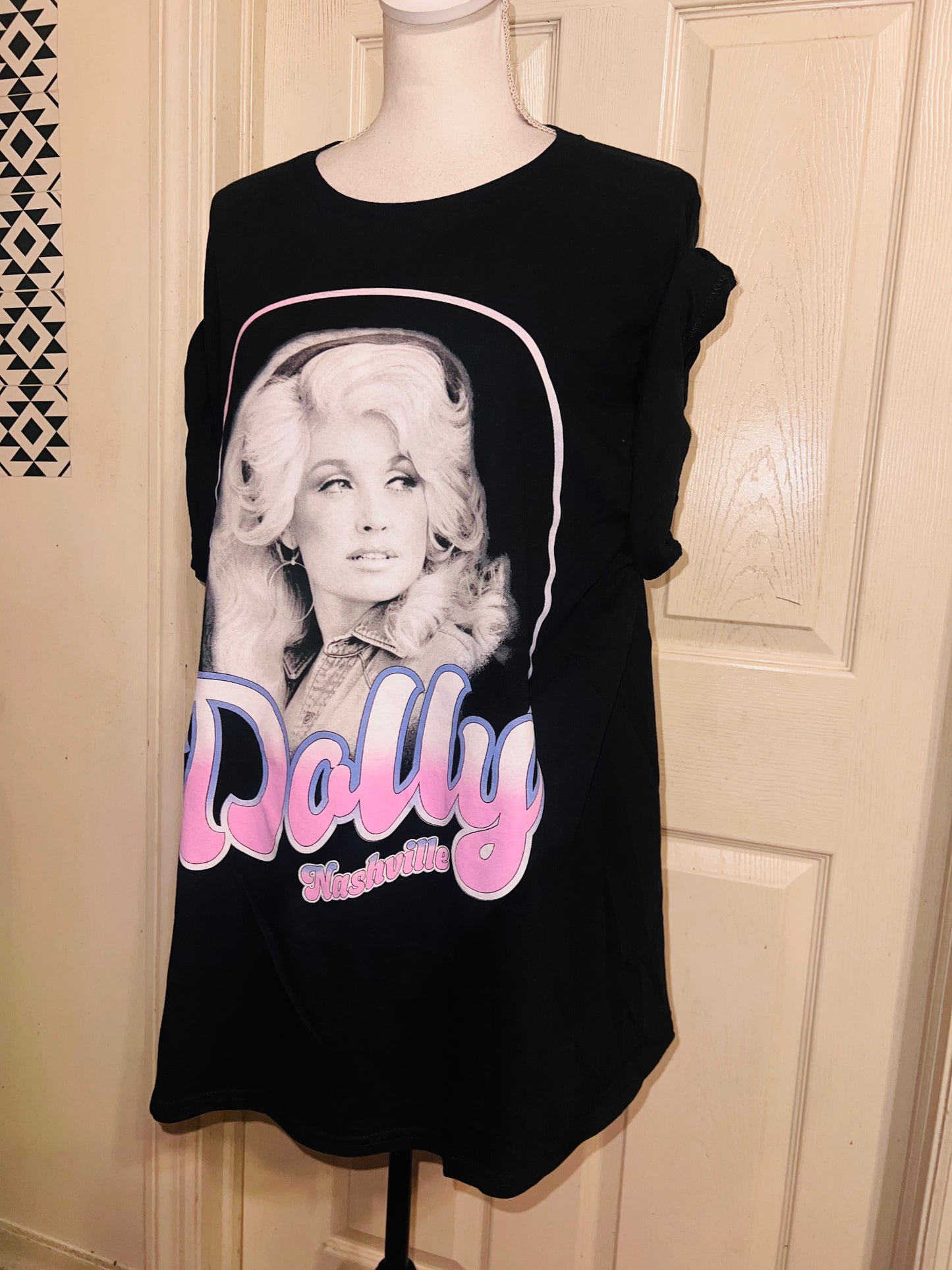 Dolly Parton Oversized Distressed Tee
