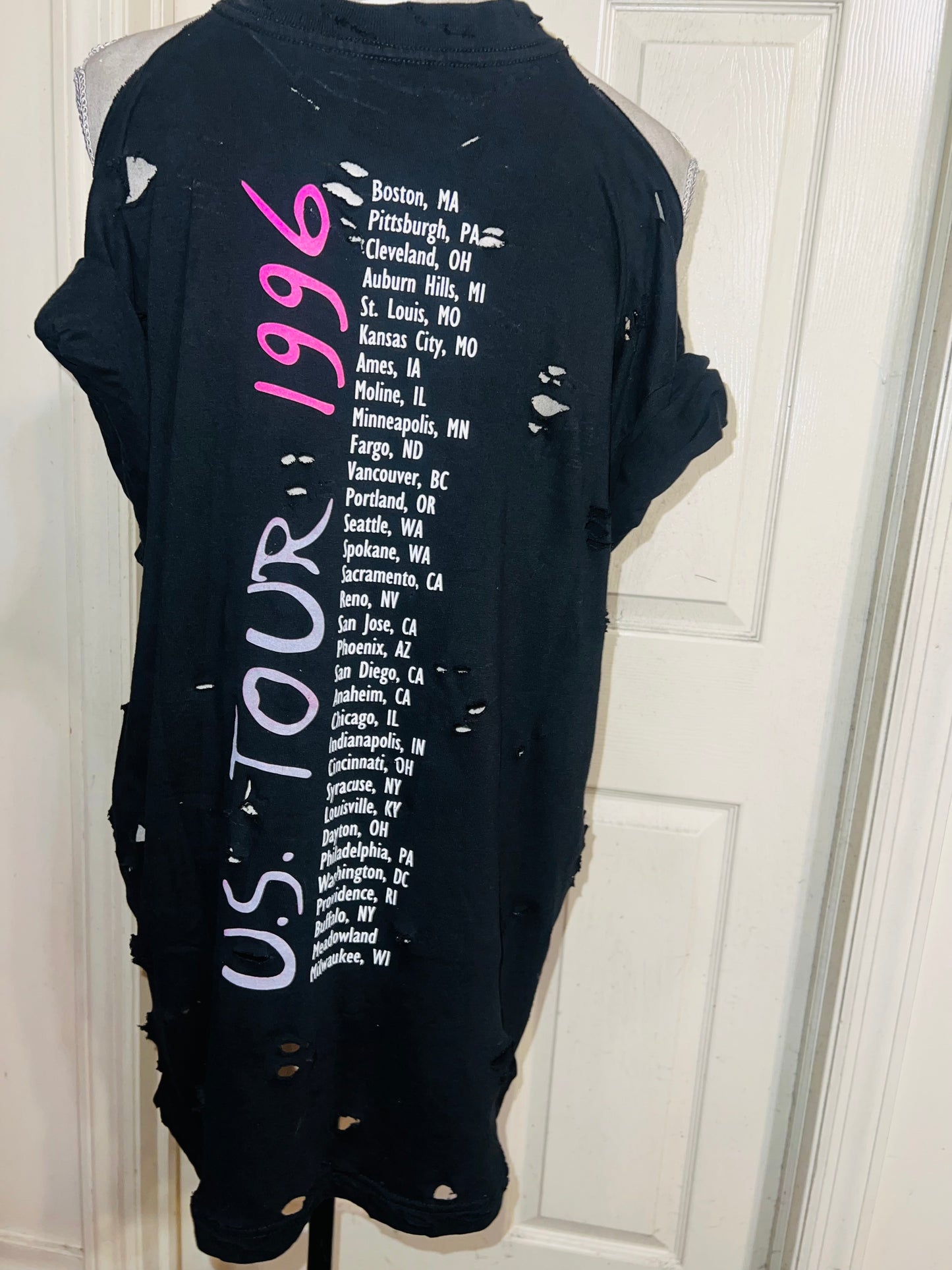 Neil Diamond Vintage Double Sided Oversized Distressed Tee