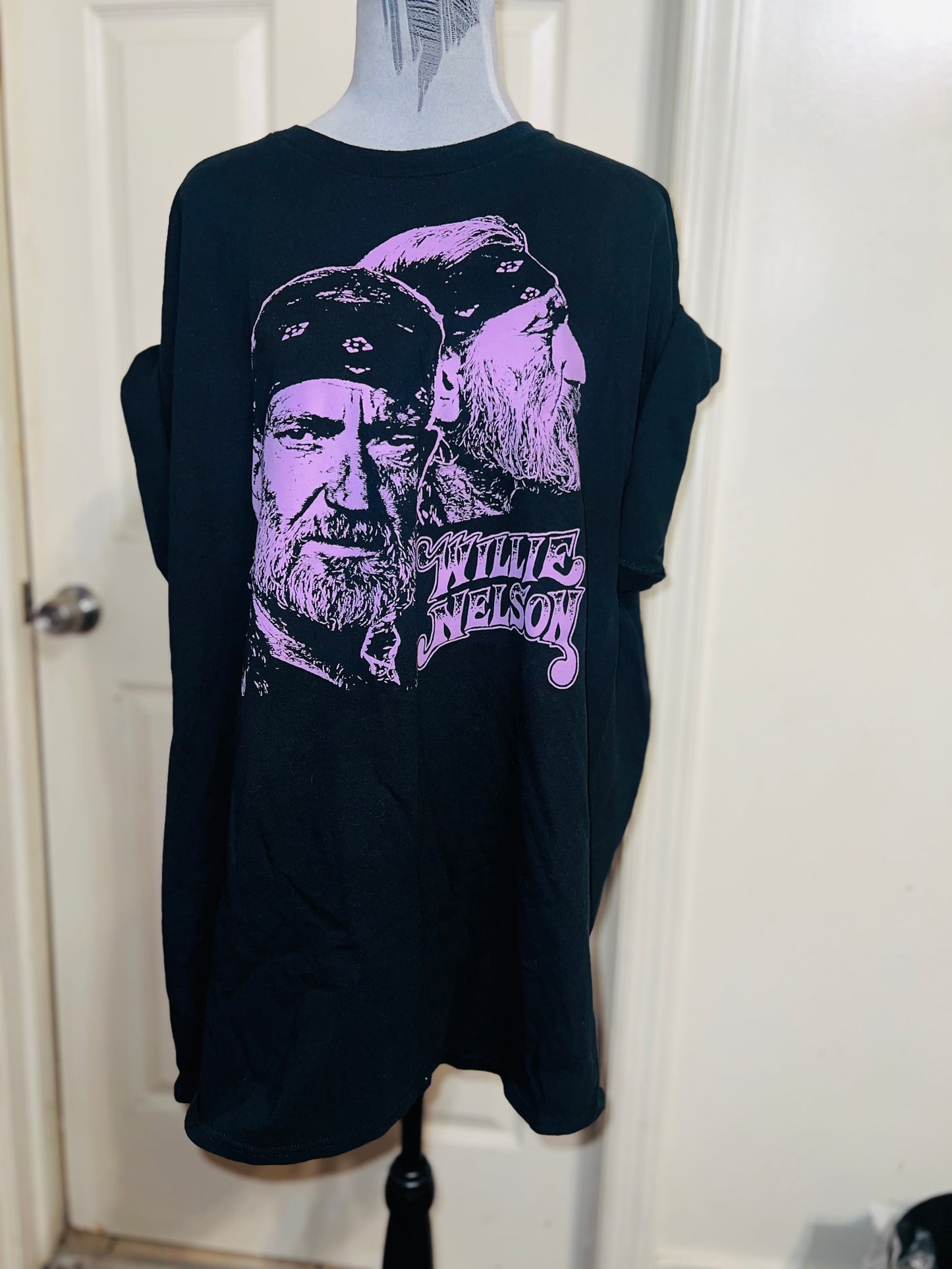 Willie Nelson Oversized Distressed Tee