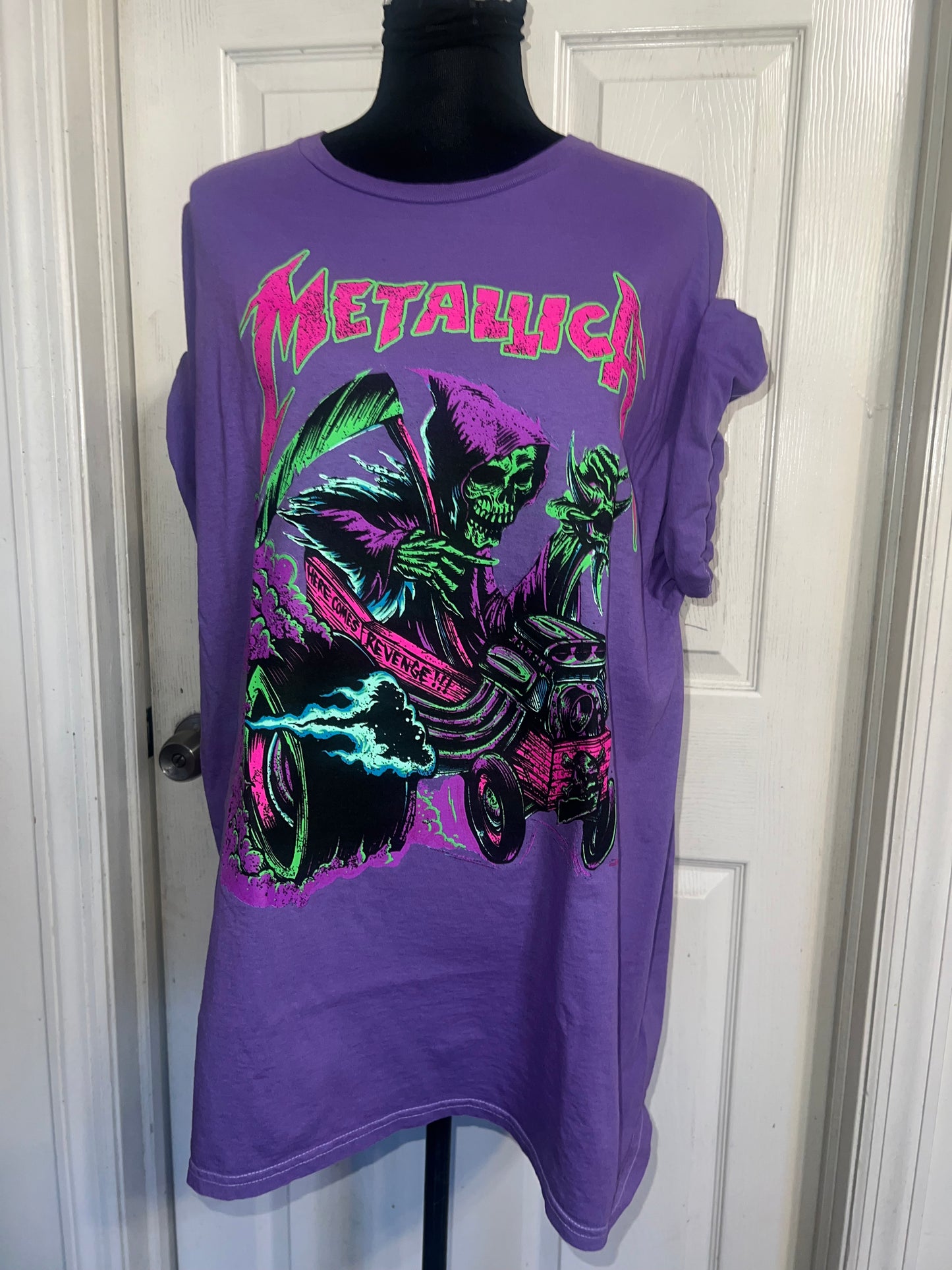 Metallica Oversized Distressed Tee