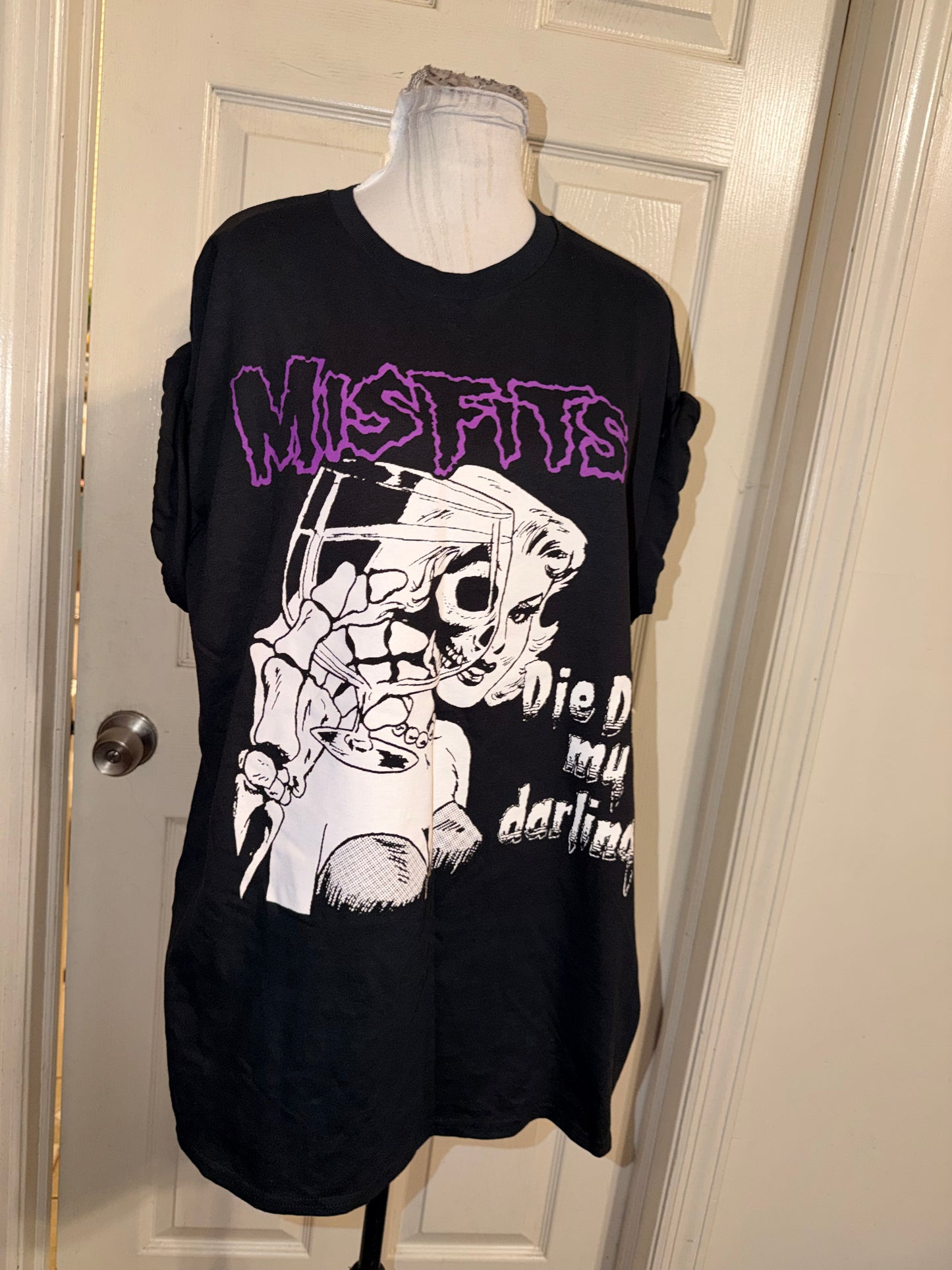 Misfits Oversized Distressed Tee