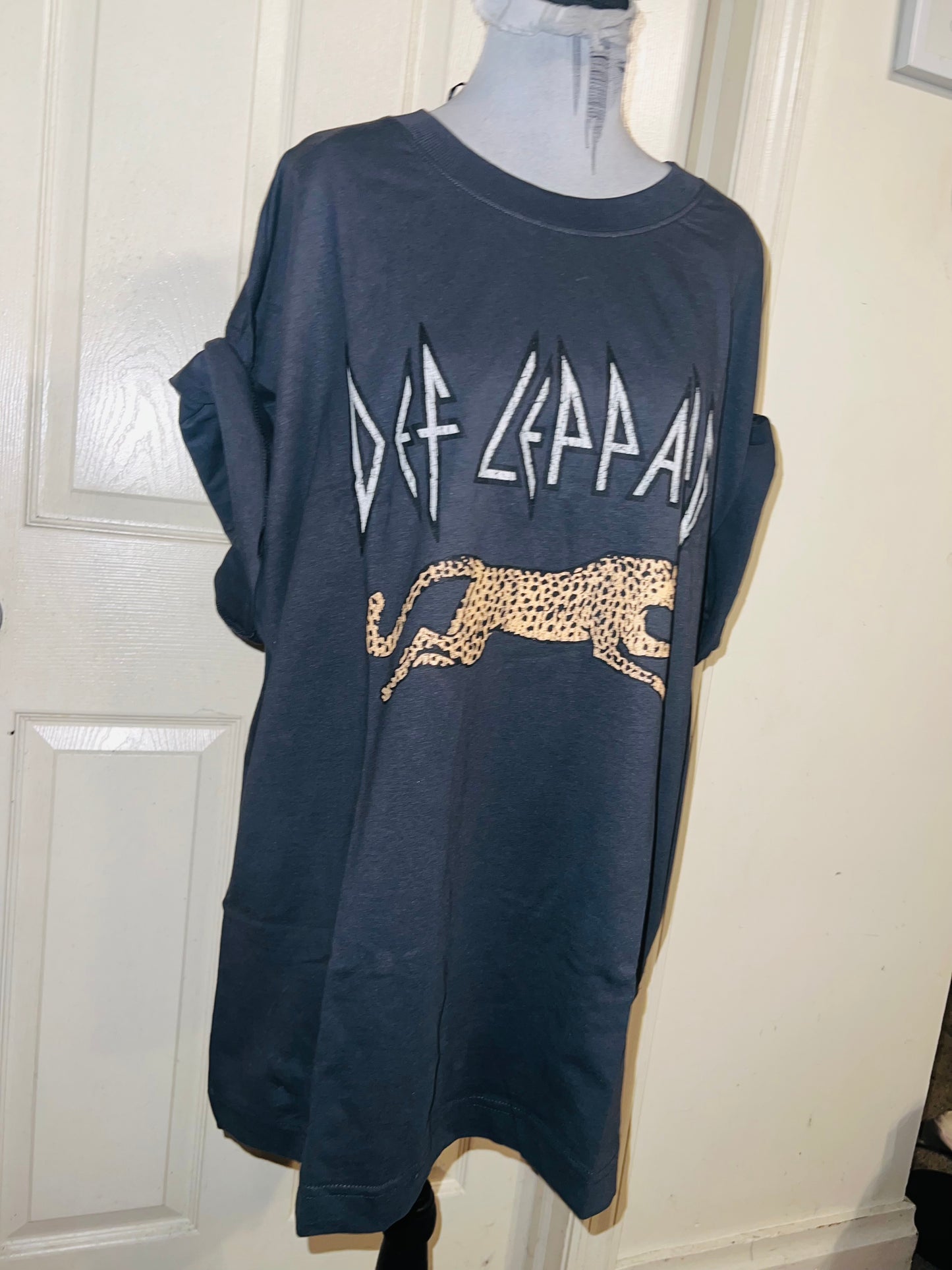 Def Leppard Oversized Distressed Tee