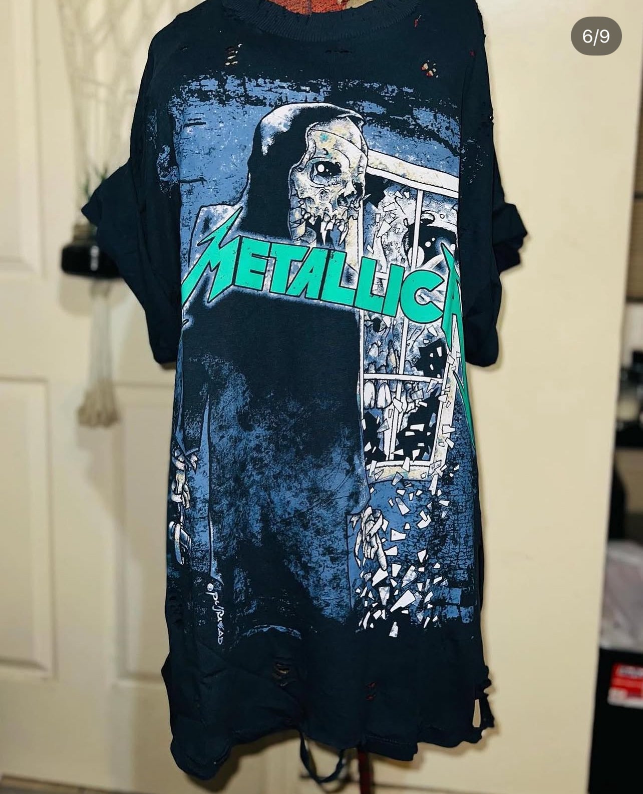 Metallica Oversized Distressed Tee