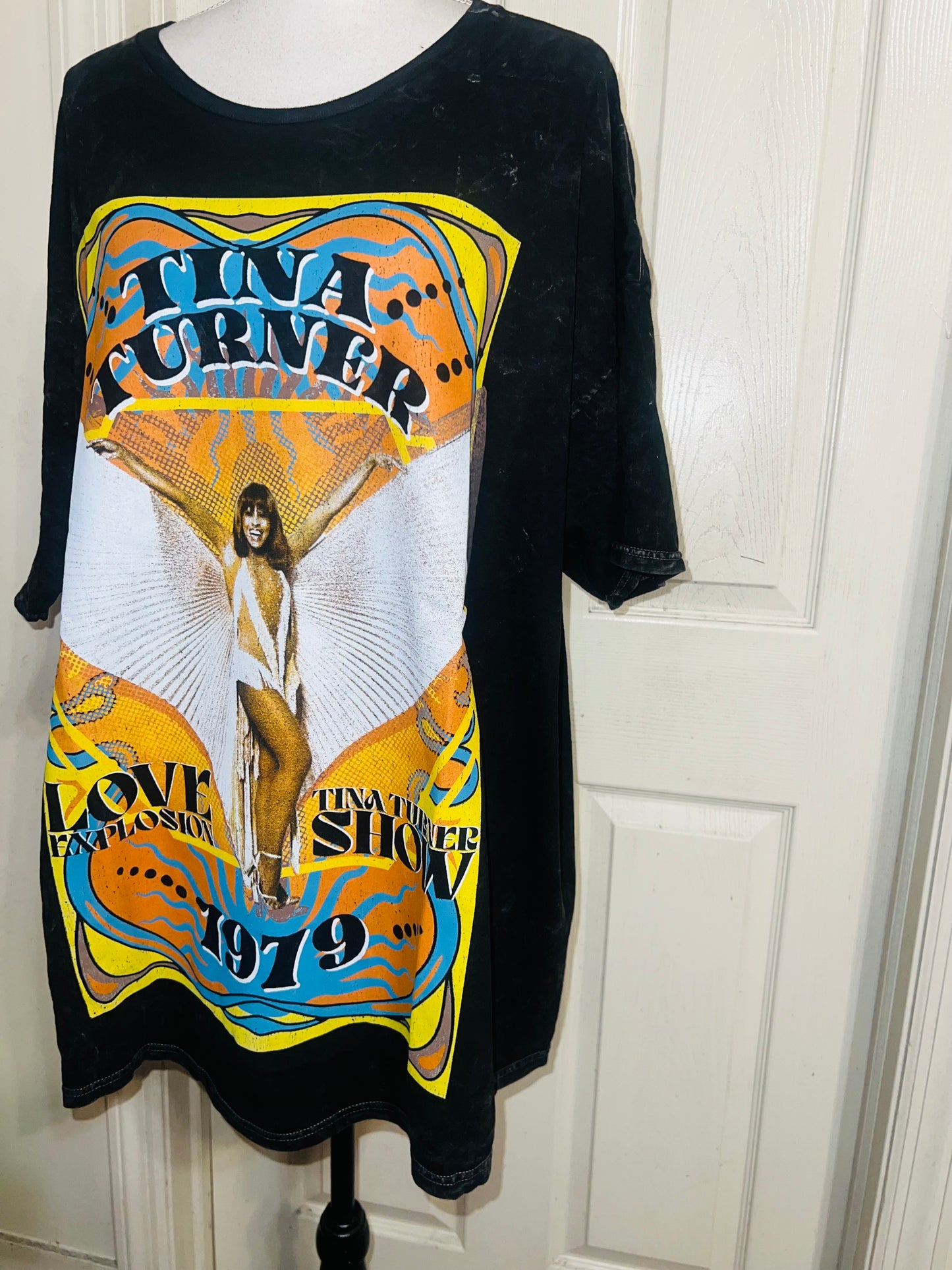 Tina Turner Oversized Distressed Tee