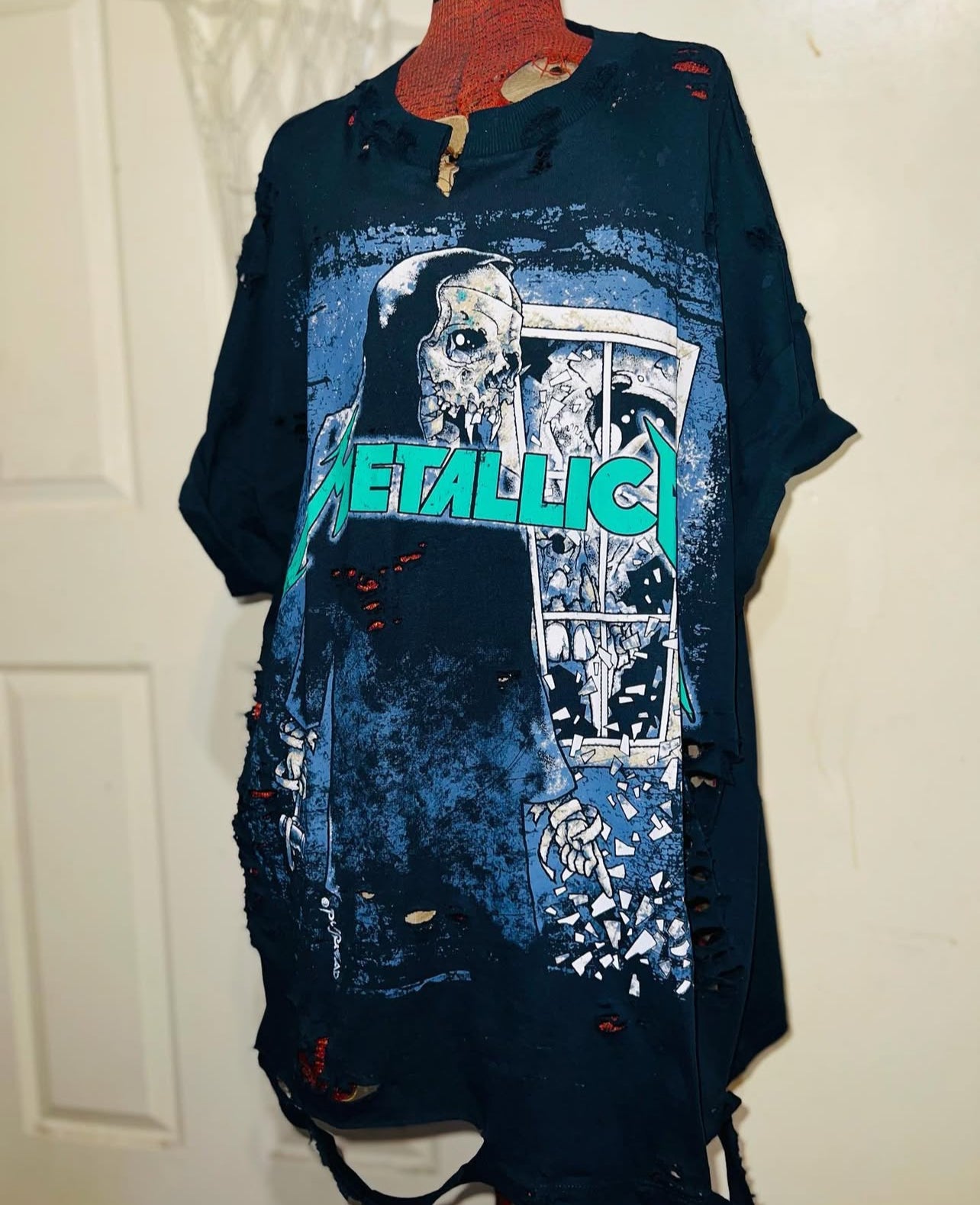 Metallica Oversized Distressed Tee