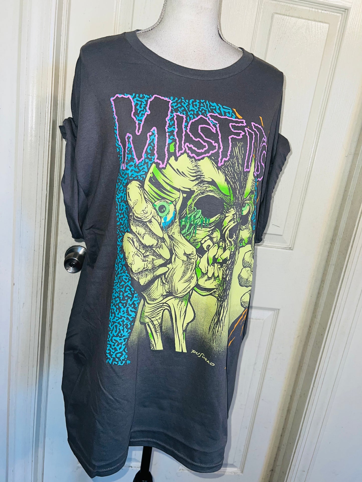 Misfits Oversized Distressed Tee