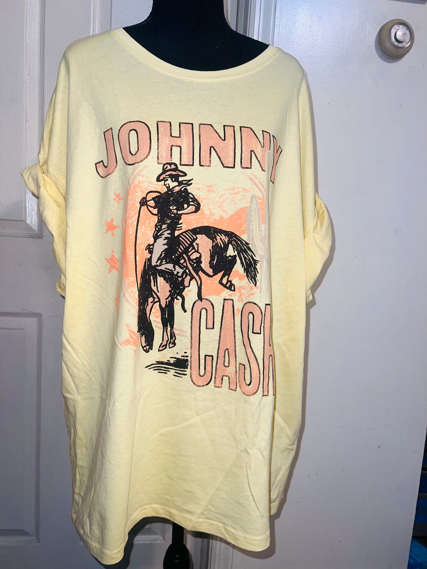 Johnny Cash Oversized Distressed Tee
