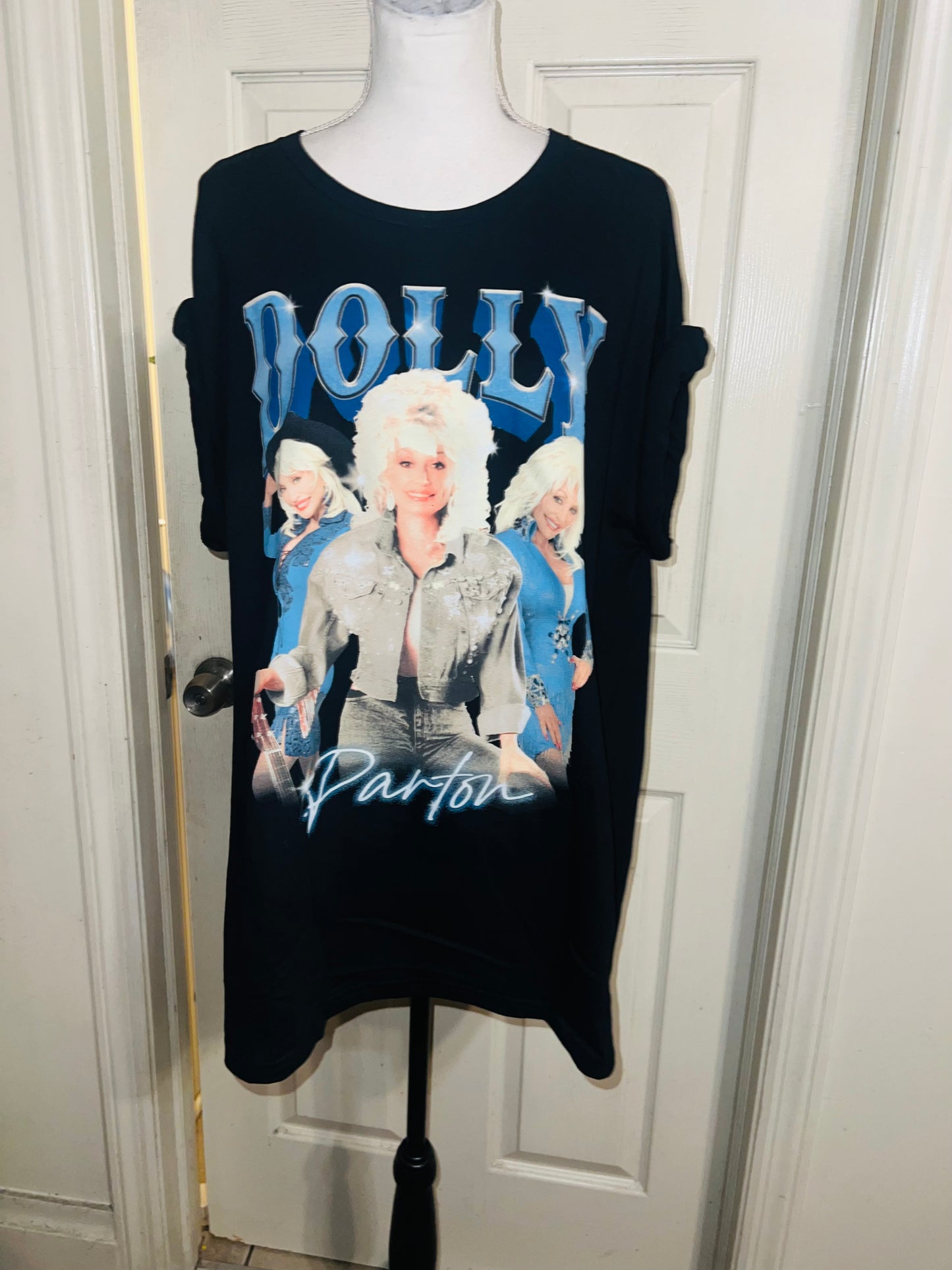 Dolly Parton Oversized Distressed Tee