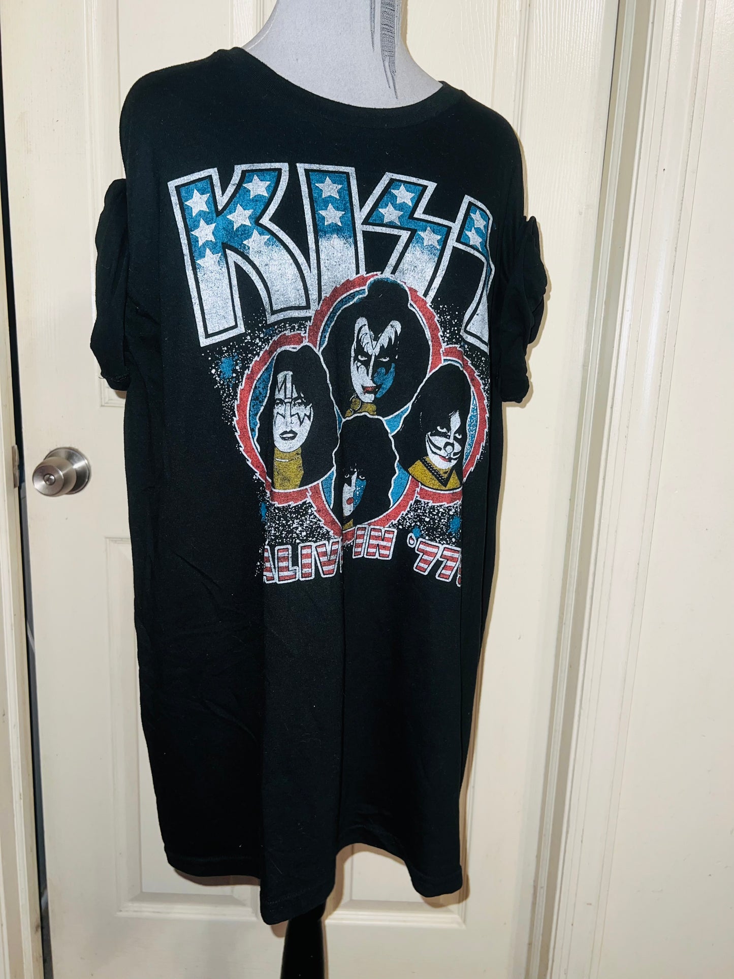 KISS Oversized Distressed Tee