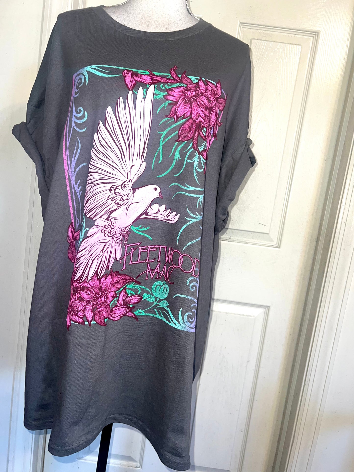 Fleetwood Mac Oversized Distressed Tee