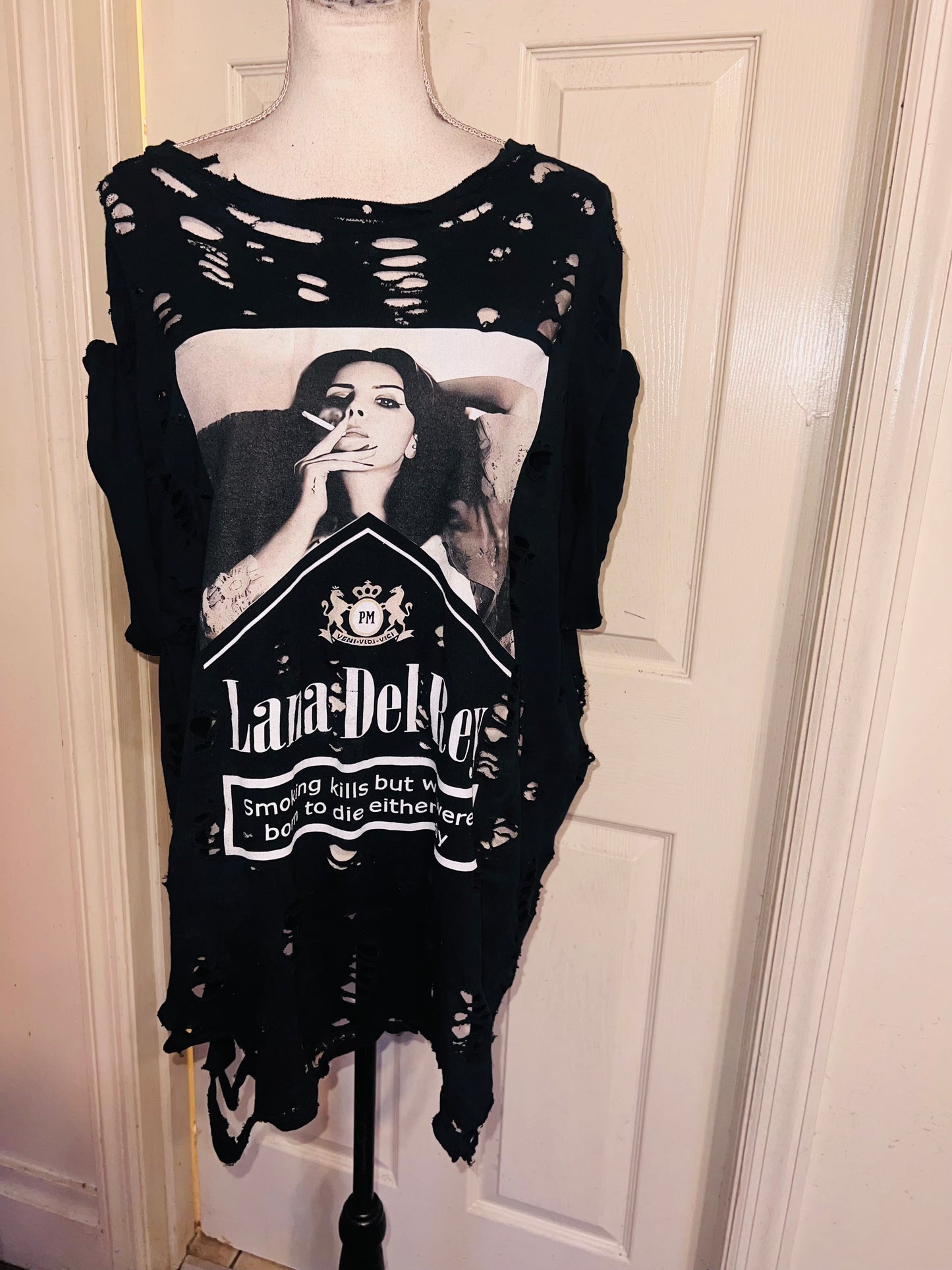 Lana Del Rey Born to Die Oversized Distressed Tee