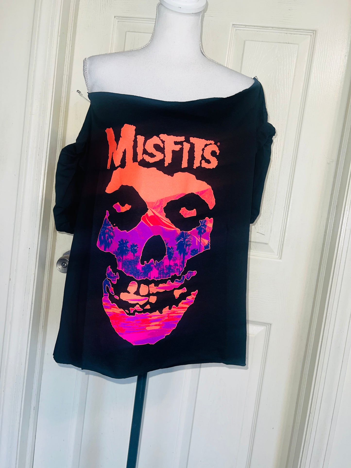 Misfits Oversized Off The Shoulder Distressed Tee