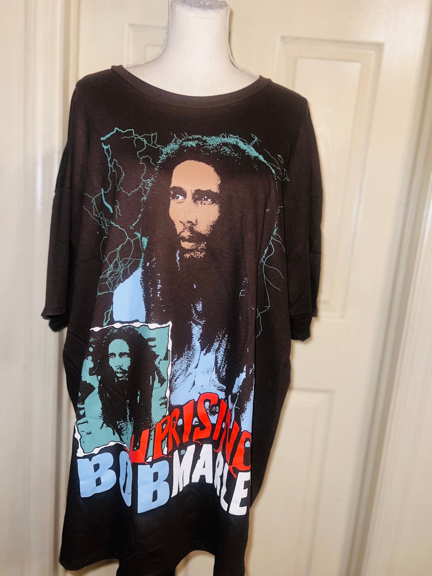 Bob Marley Oversized Distressed Tee