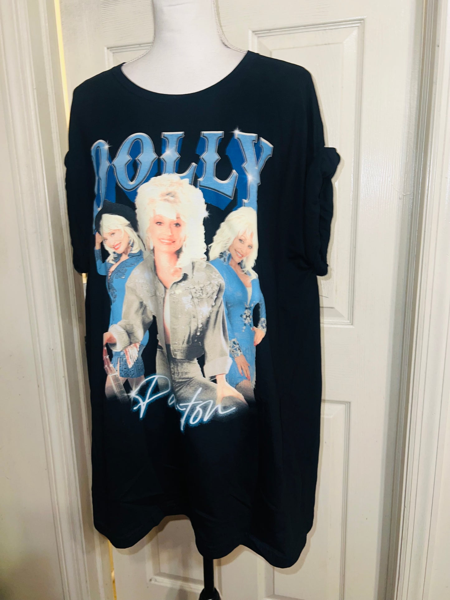 Dolly Parton Oversized Distressed Tee