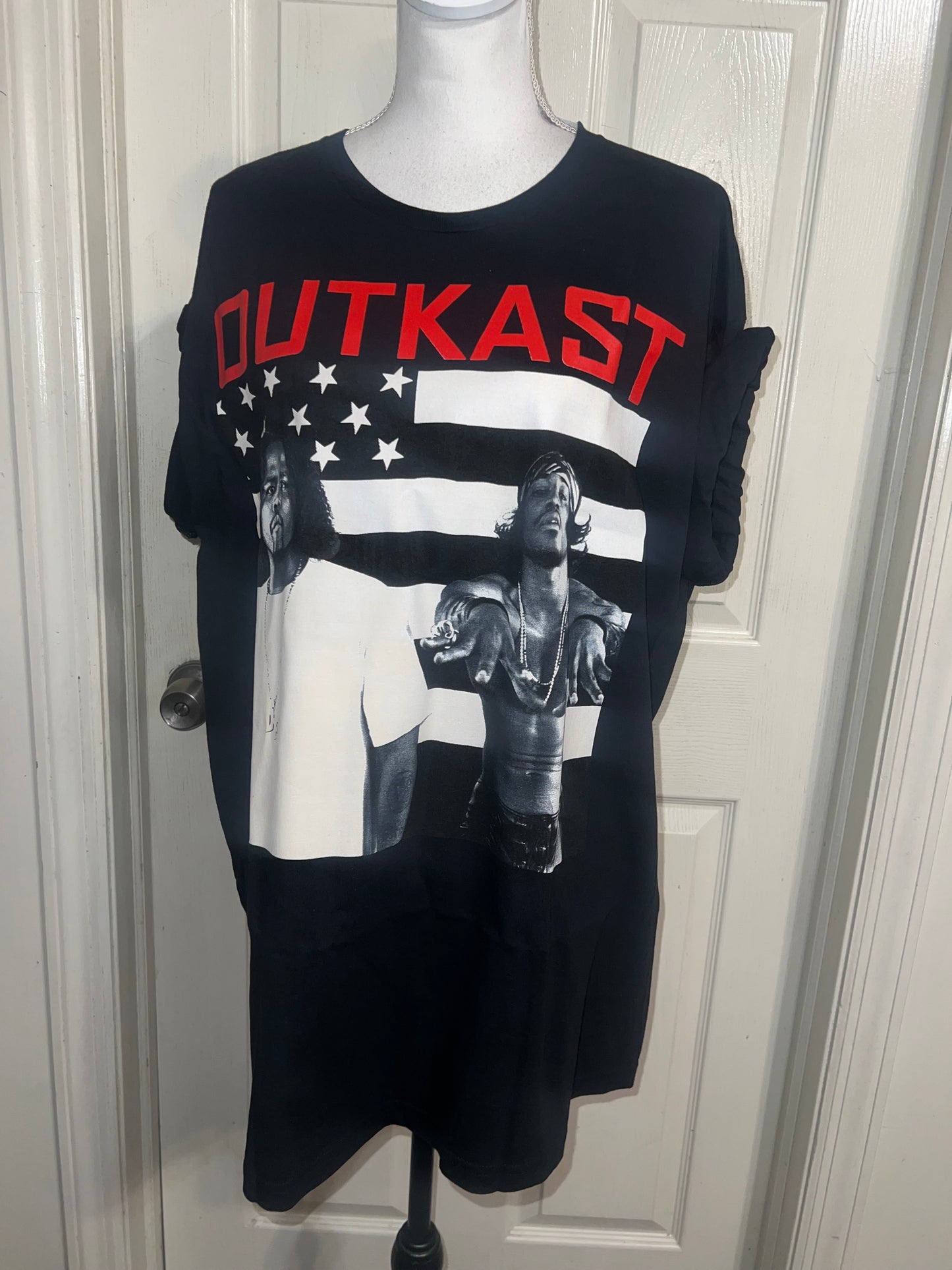 Outkast Oversized Distressed Tee