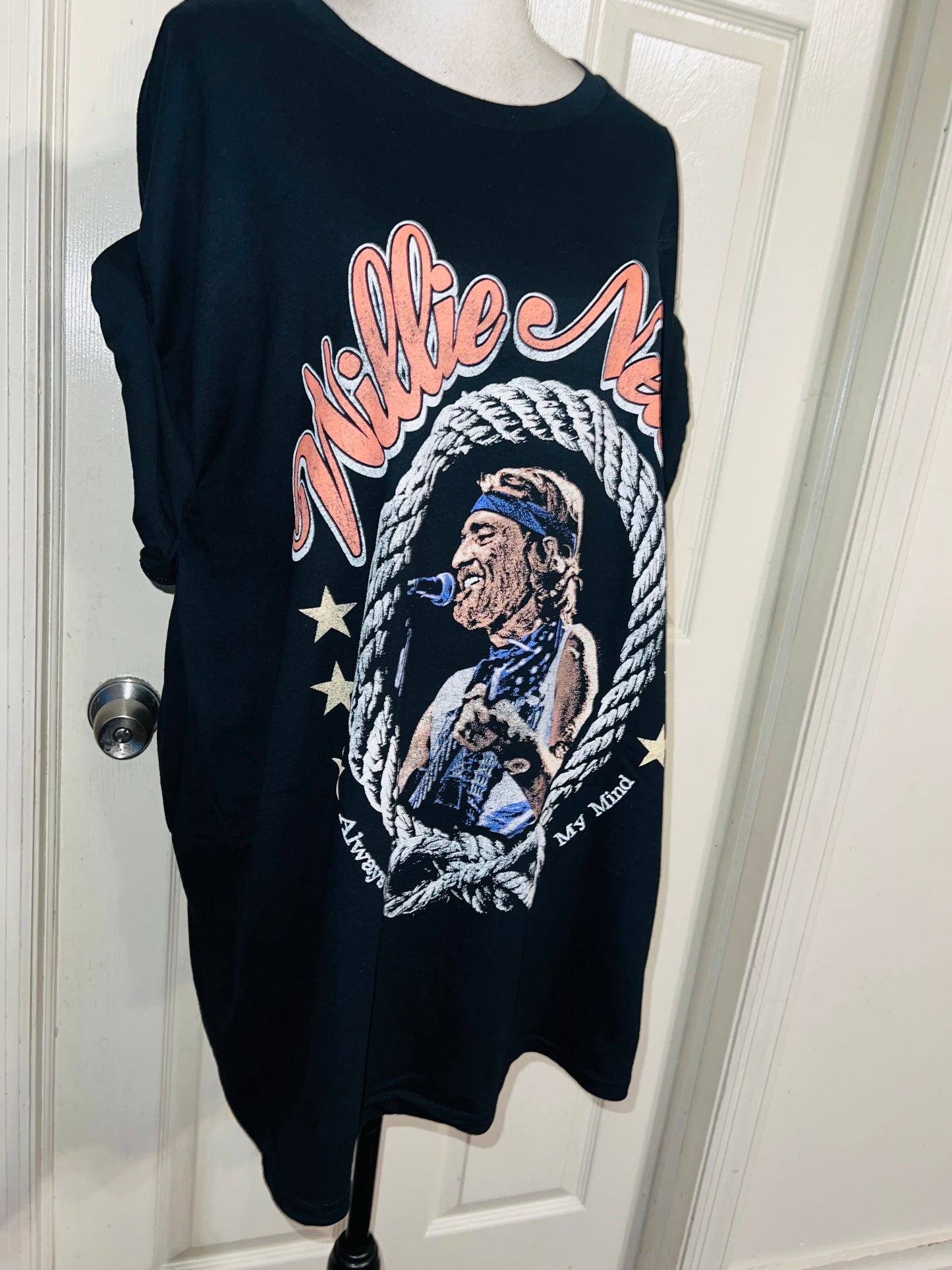 Willie Nelson Oversized Distressed Tee