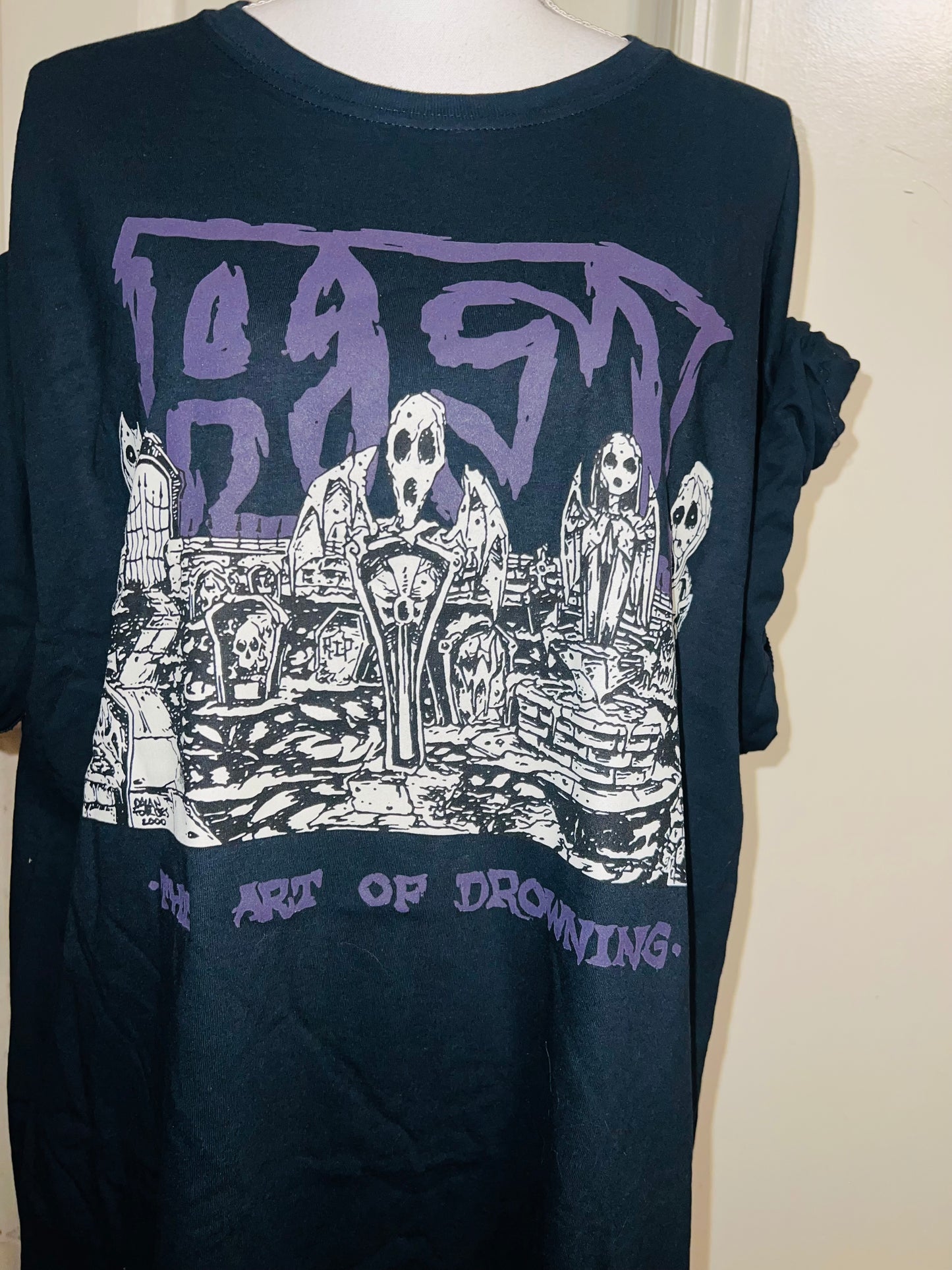 AFI Oversized Distressed Tee