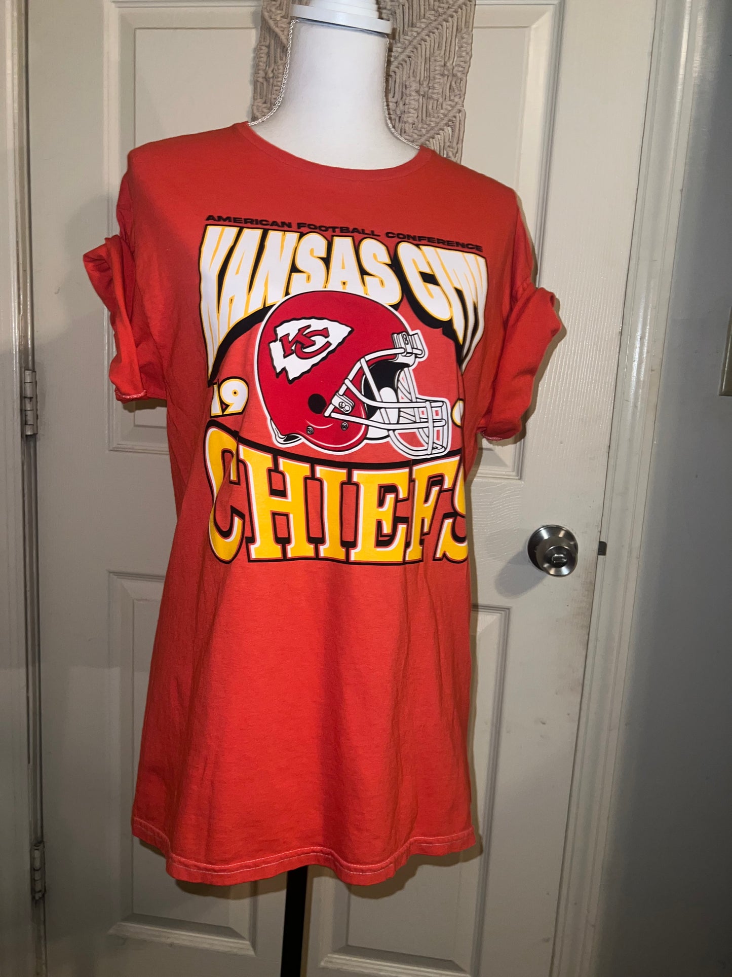 Kansas City Chiefs Oversized Distressed T-Shirt