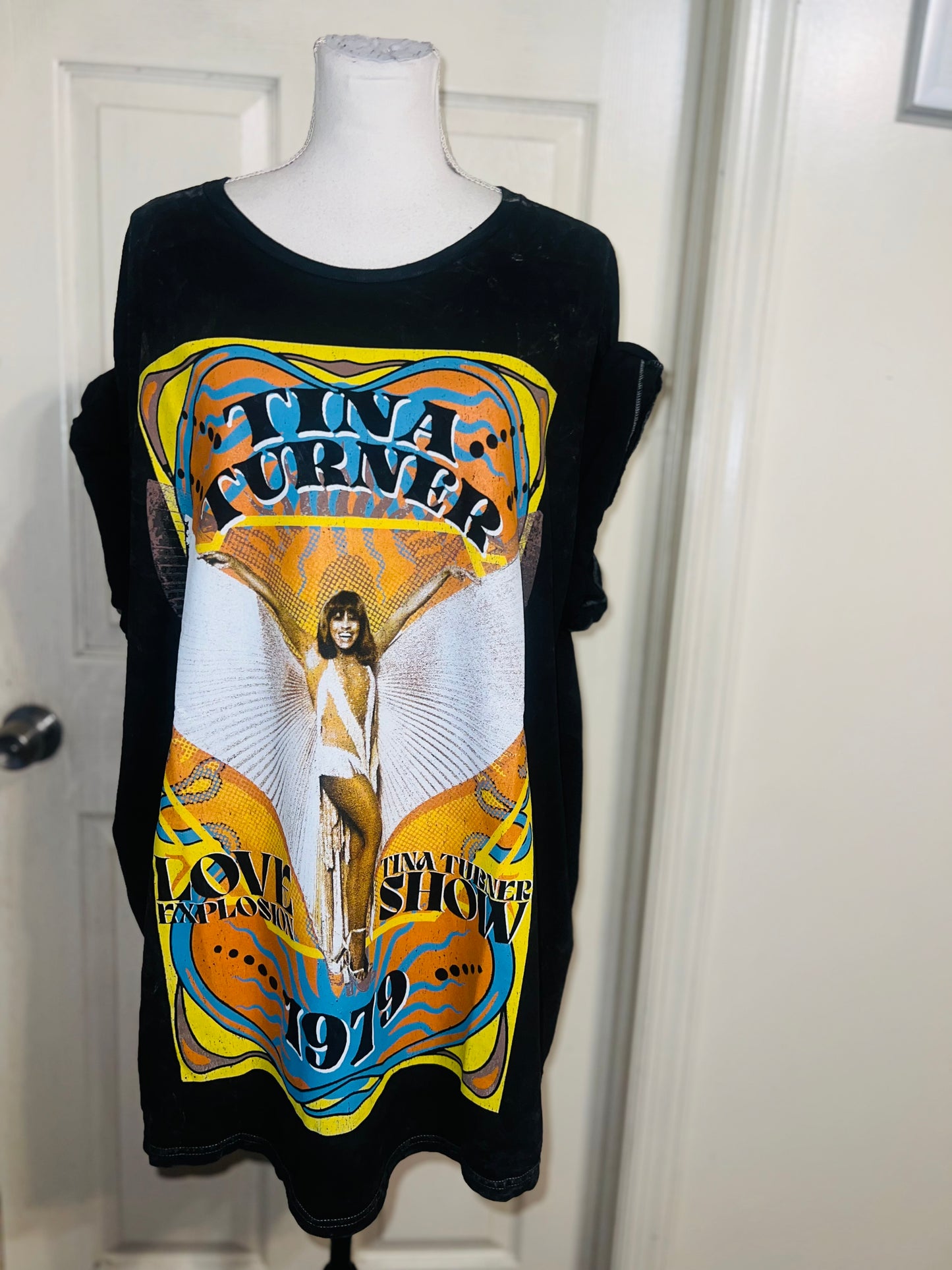 Tina Turner Oversized Distressed Tee