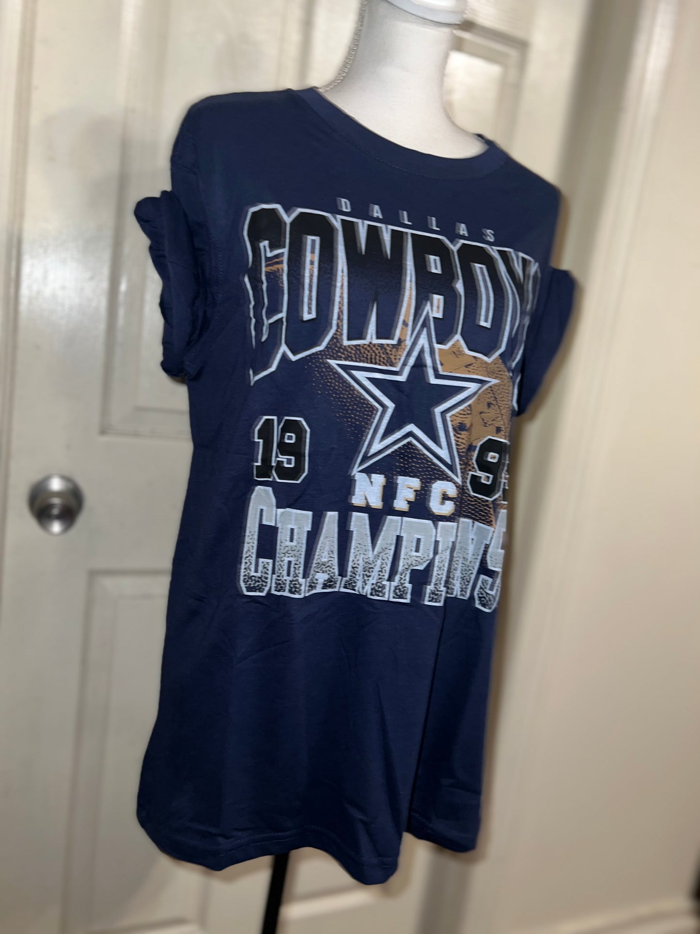 Dallas Cowboys Oversized Distressed Tee