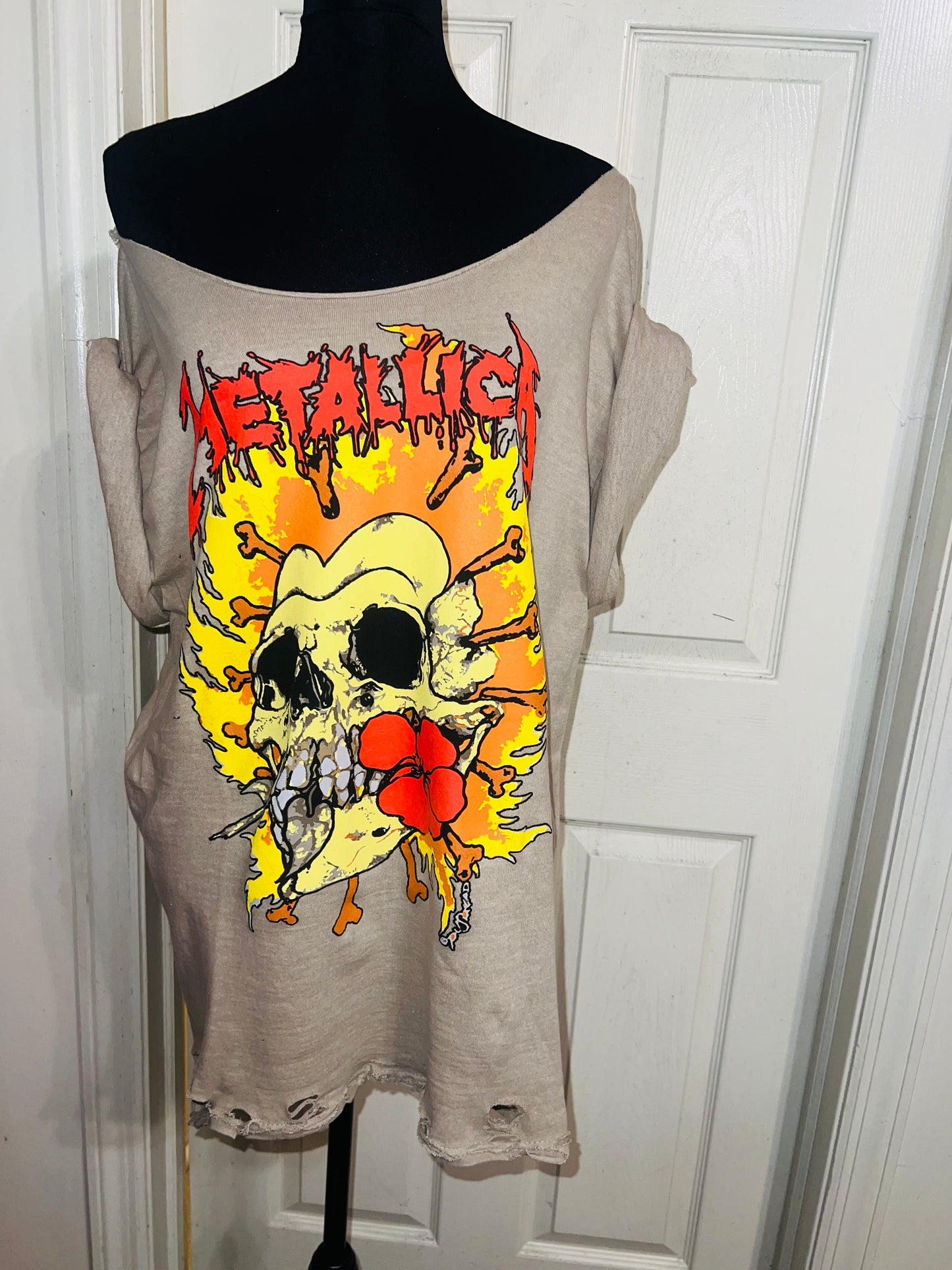 Metallica Oversized Distressed Tee