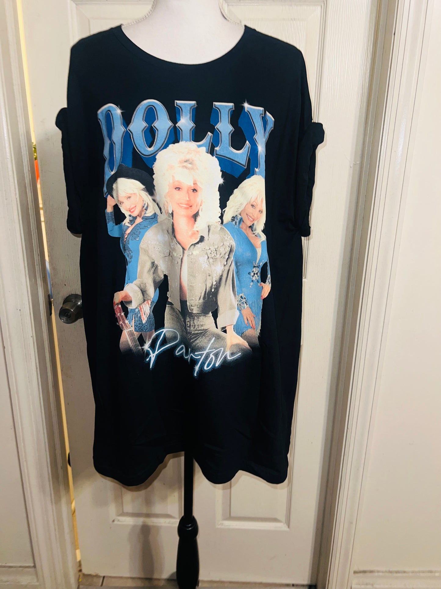 Dolly Parton Oversized Distressed Tee