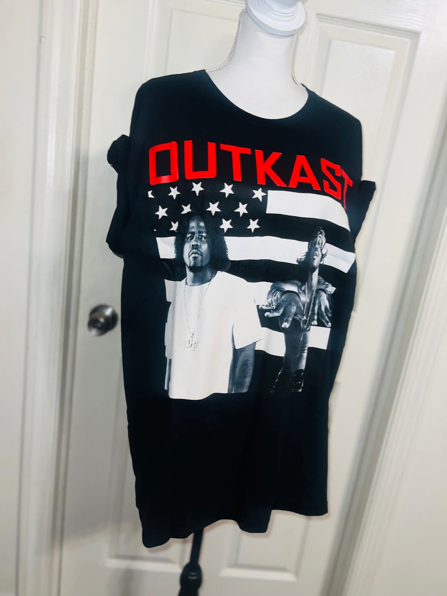 Outkast Oversized Distressed Tee