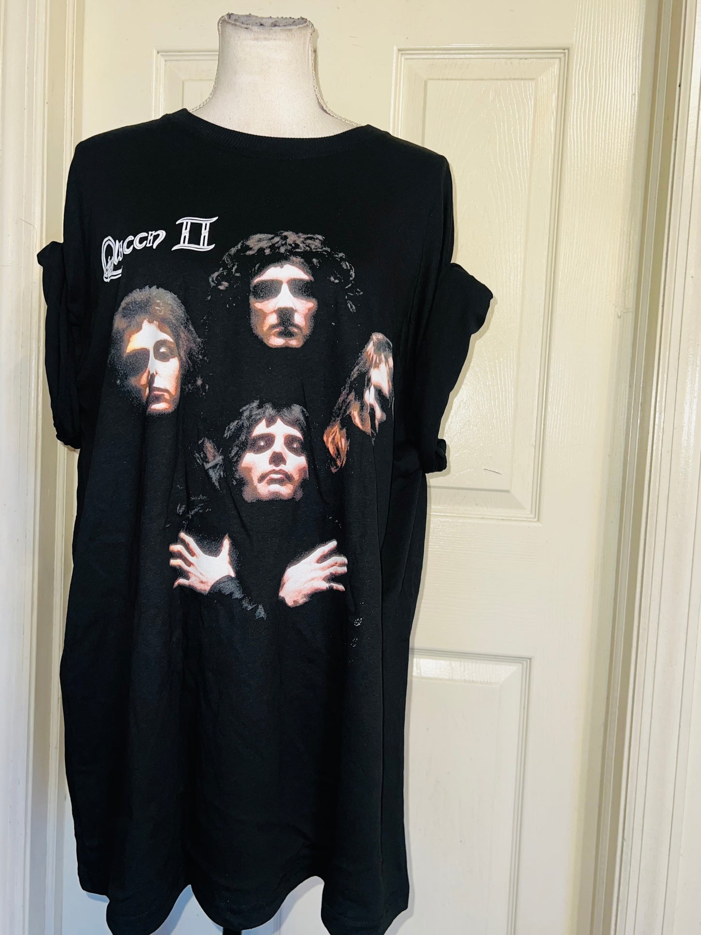 Queen Oversized Distressed Tee