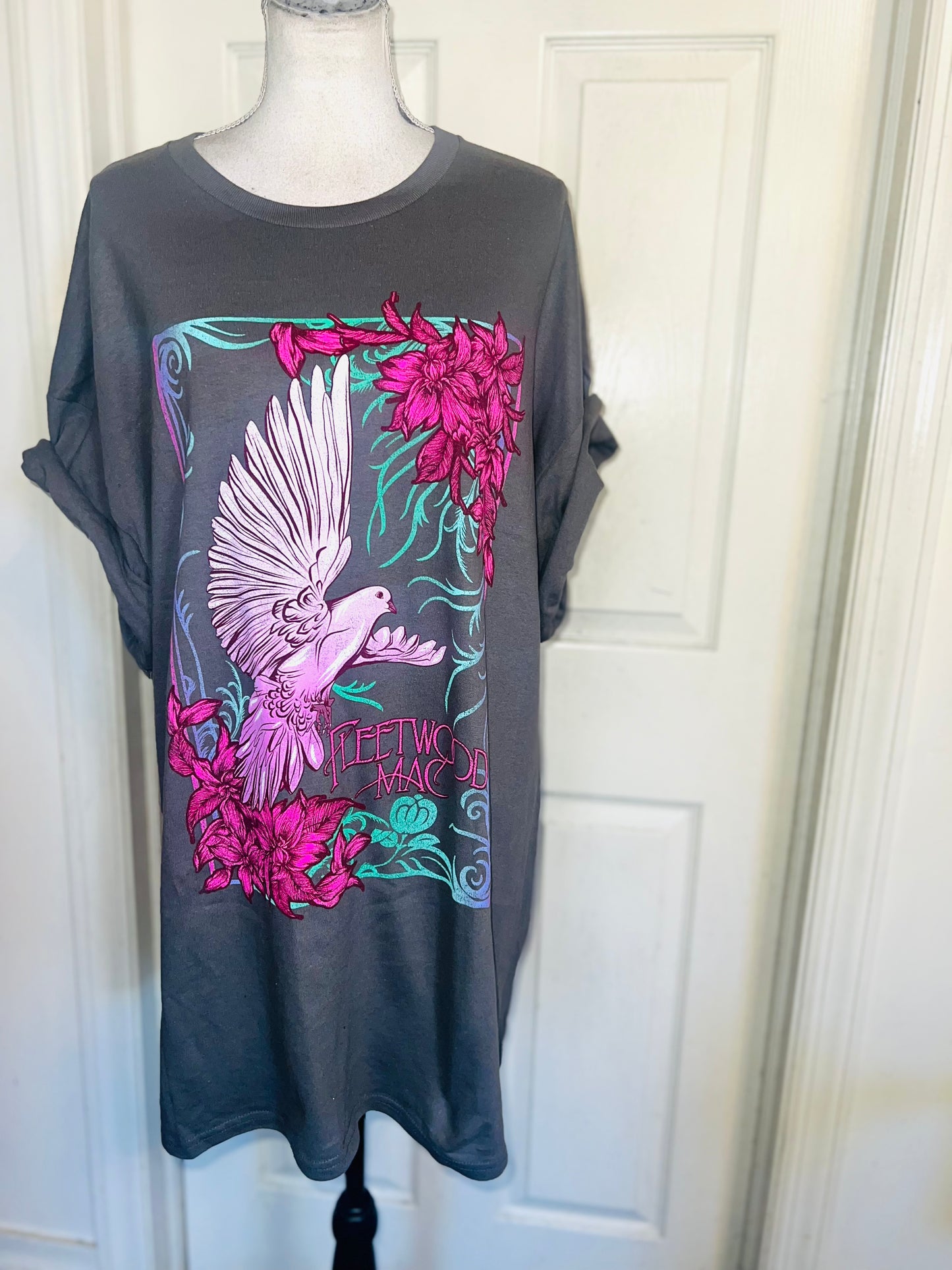 Fleetwood Mac Oversized Distressed Tee