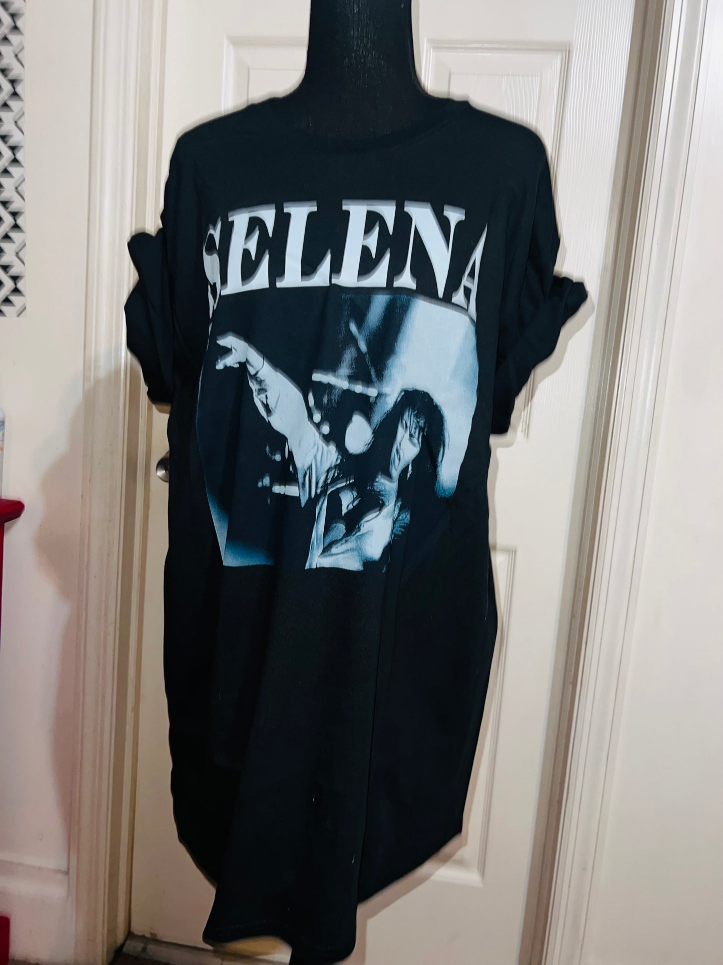 Selena Oversized Distressed Tee