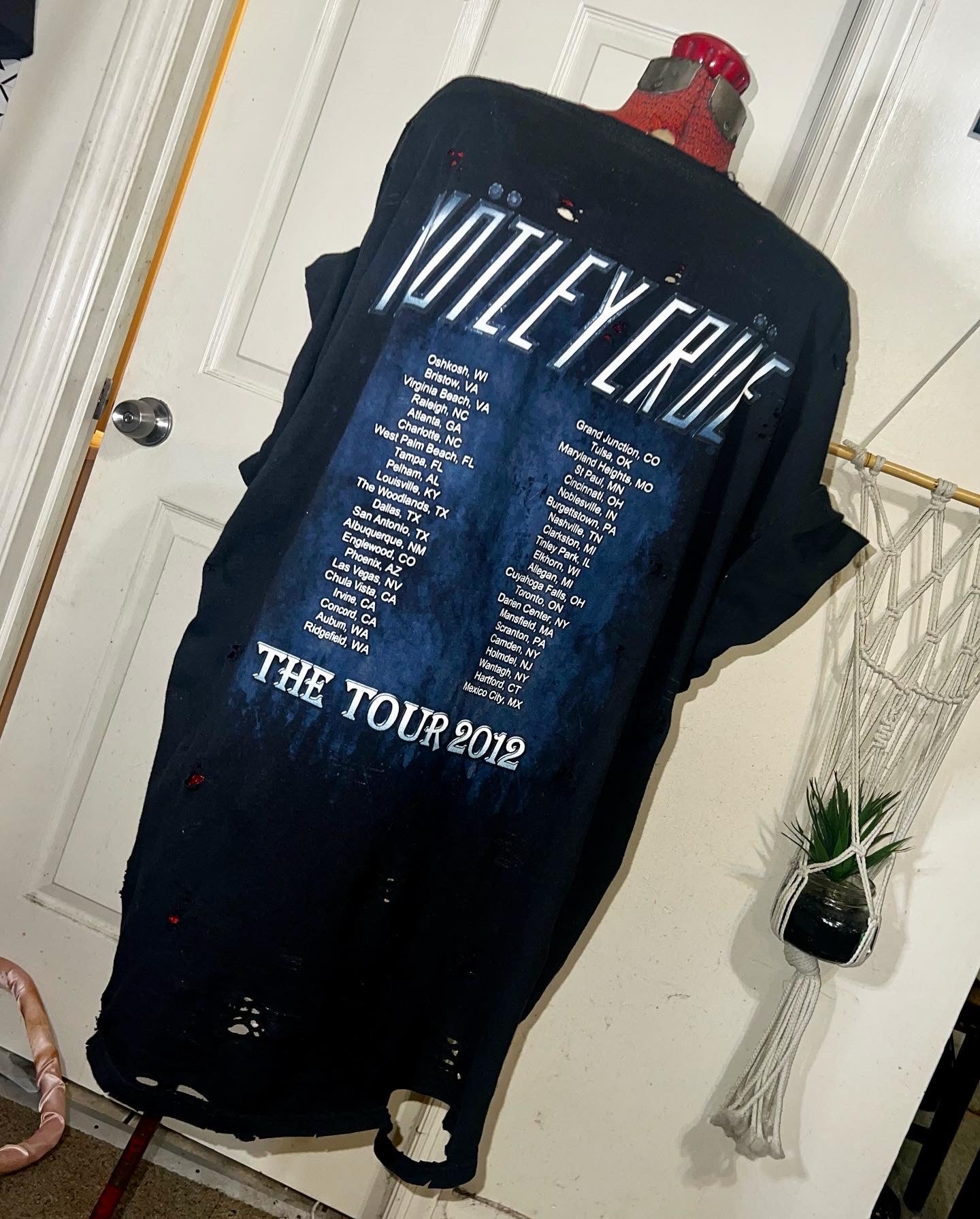 2012 Vintage Motley Crue Oversized Tee