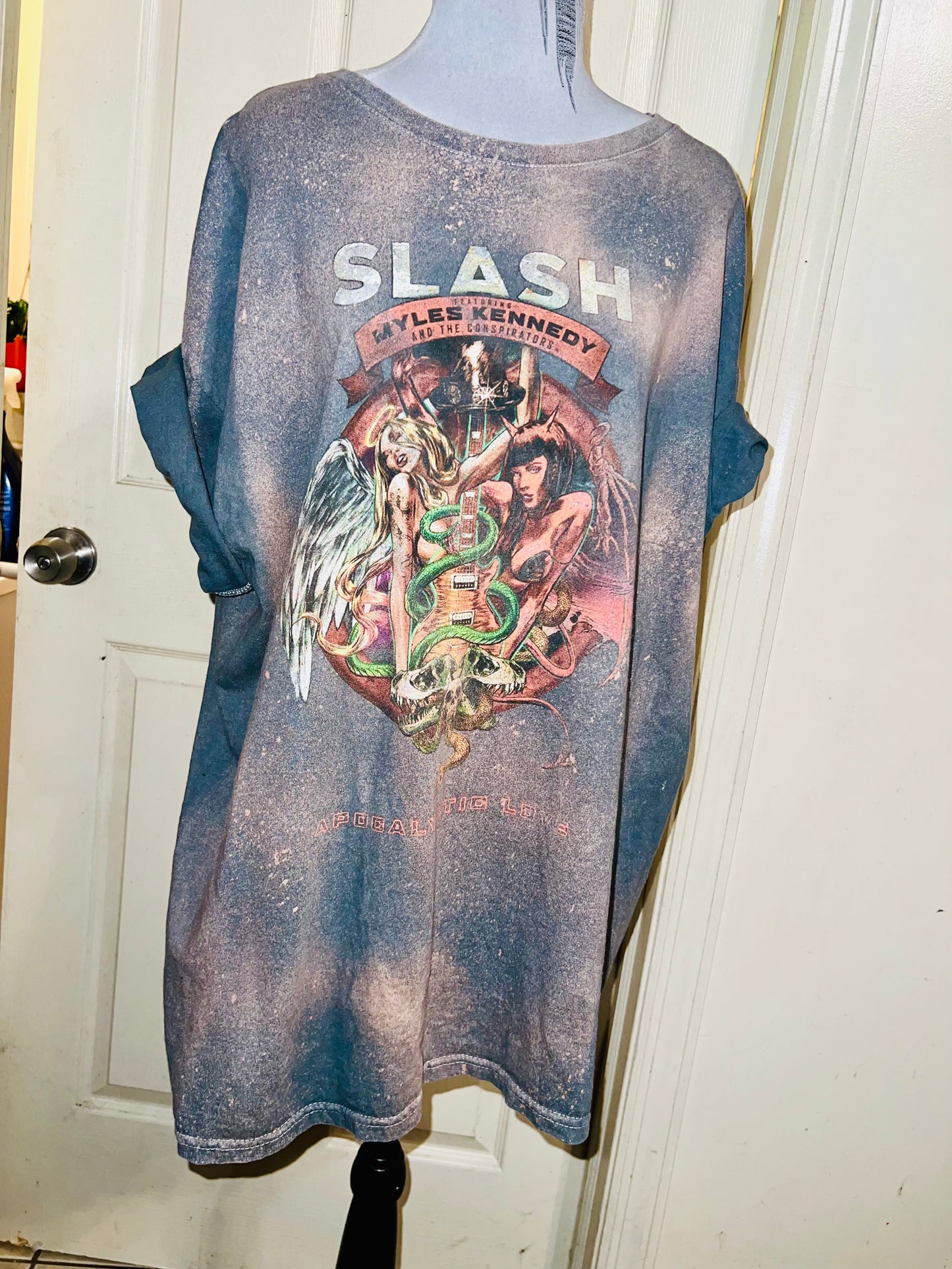 Bleached Slash Distressed Oversized Tee