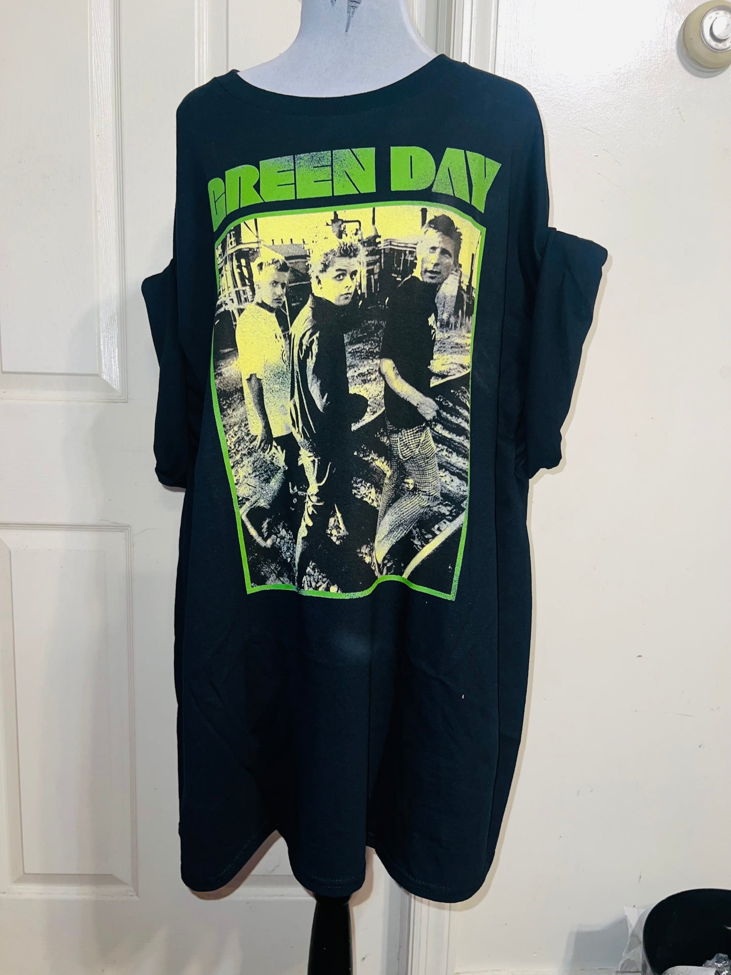 Green Day Oversized Distressed Tee