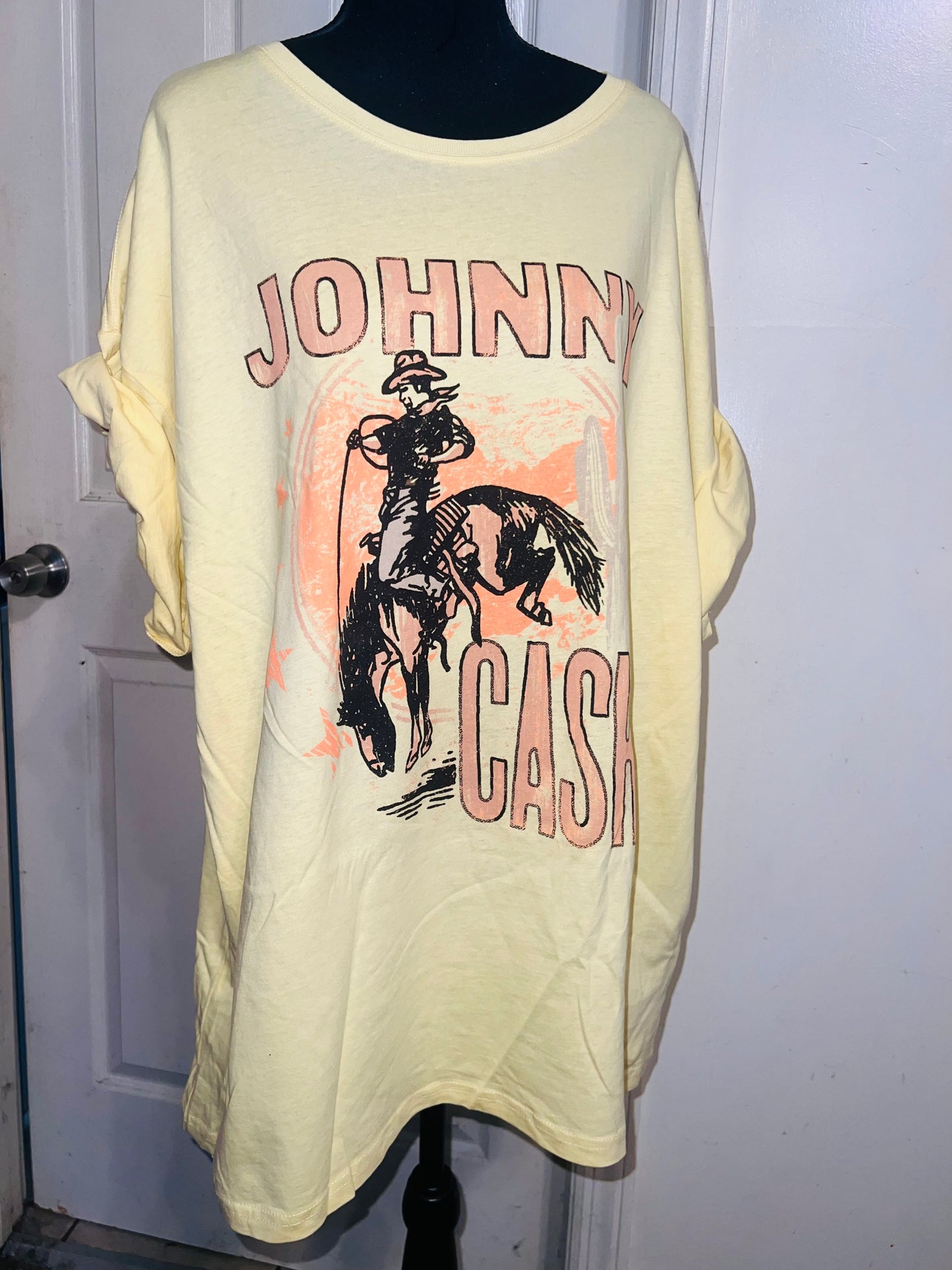 Johnny Cash Oversized Distressed Tee