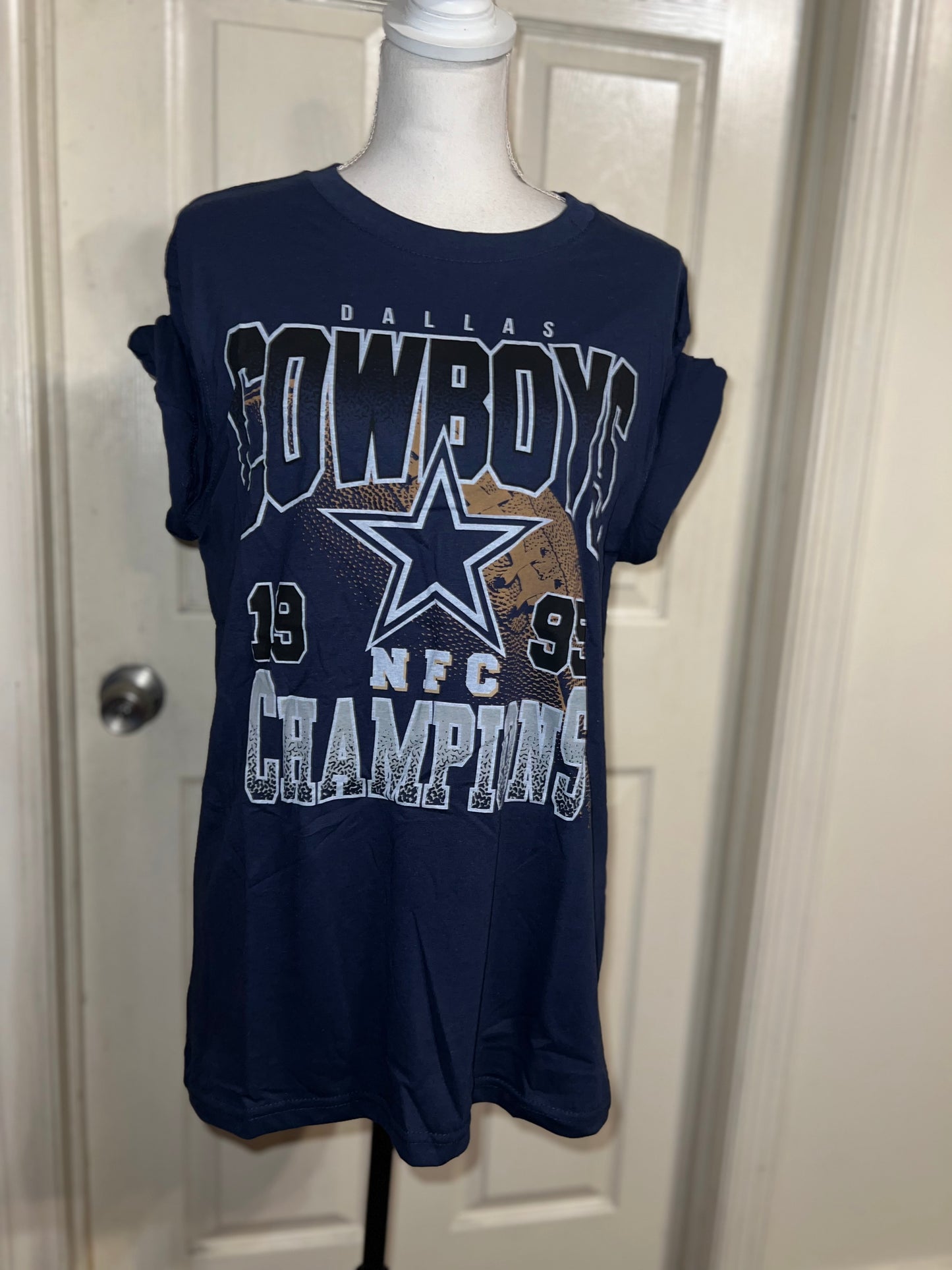 Dallas Cowboys Oversized Distressed Tee