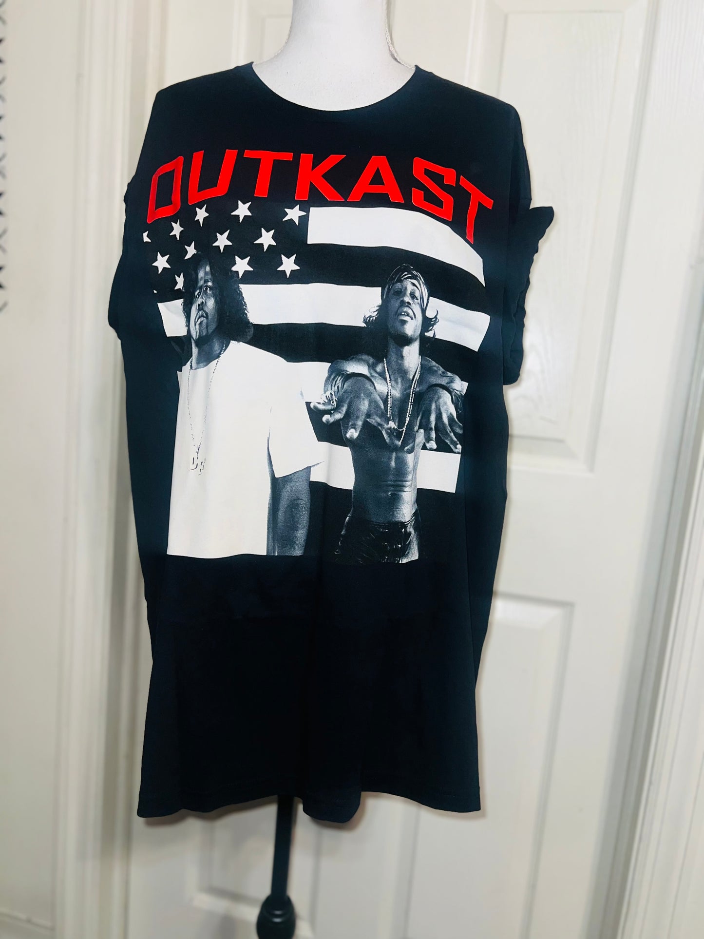 Outkast Oversized Distressed Tee