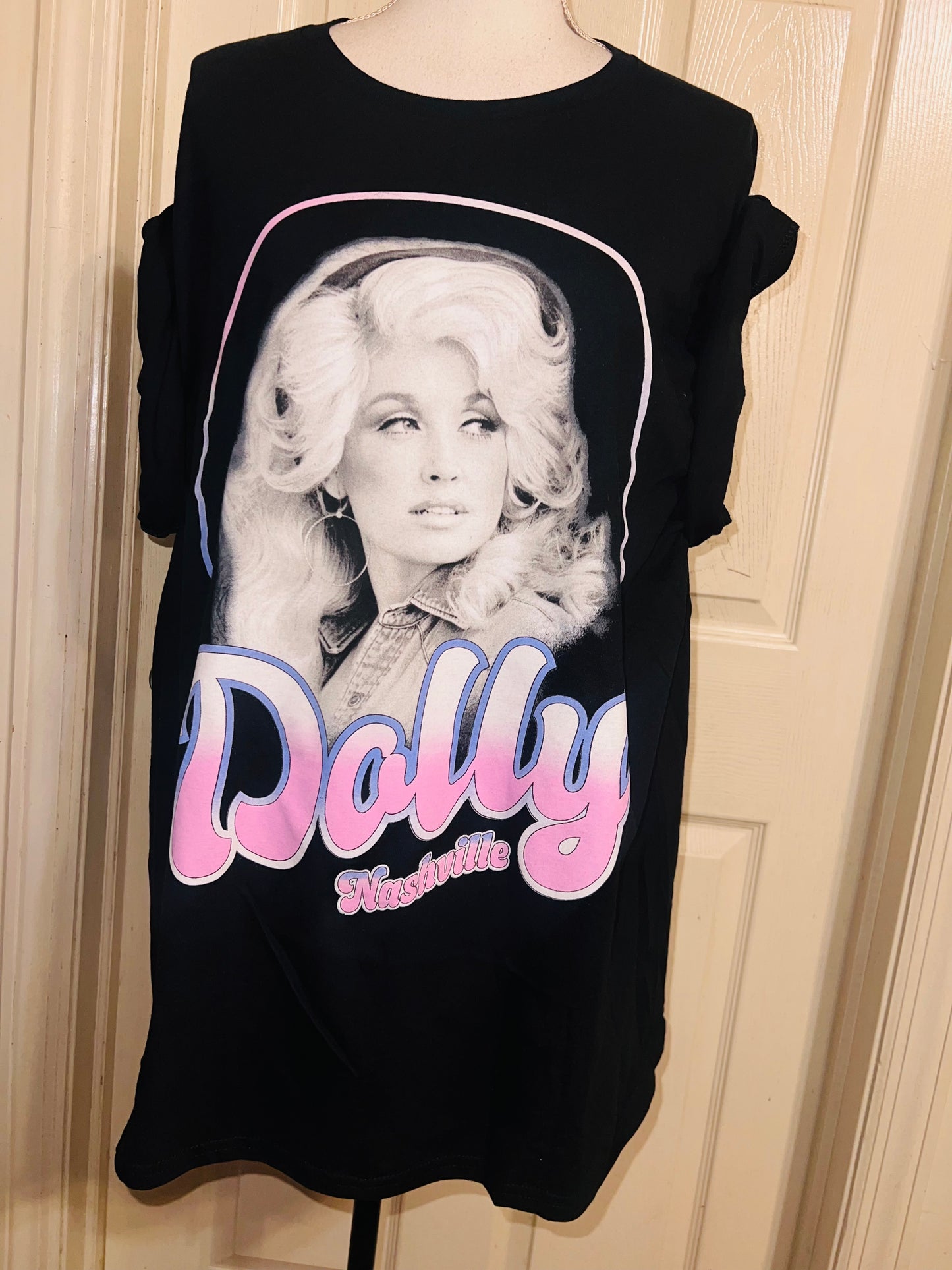Dolly Parton Oversized Distressed Tee