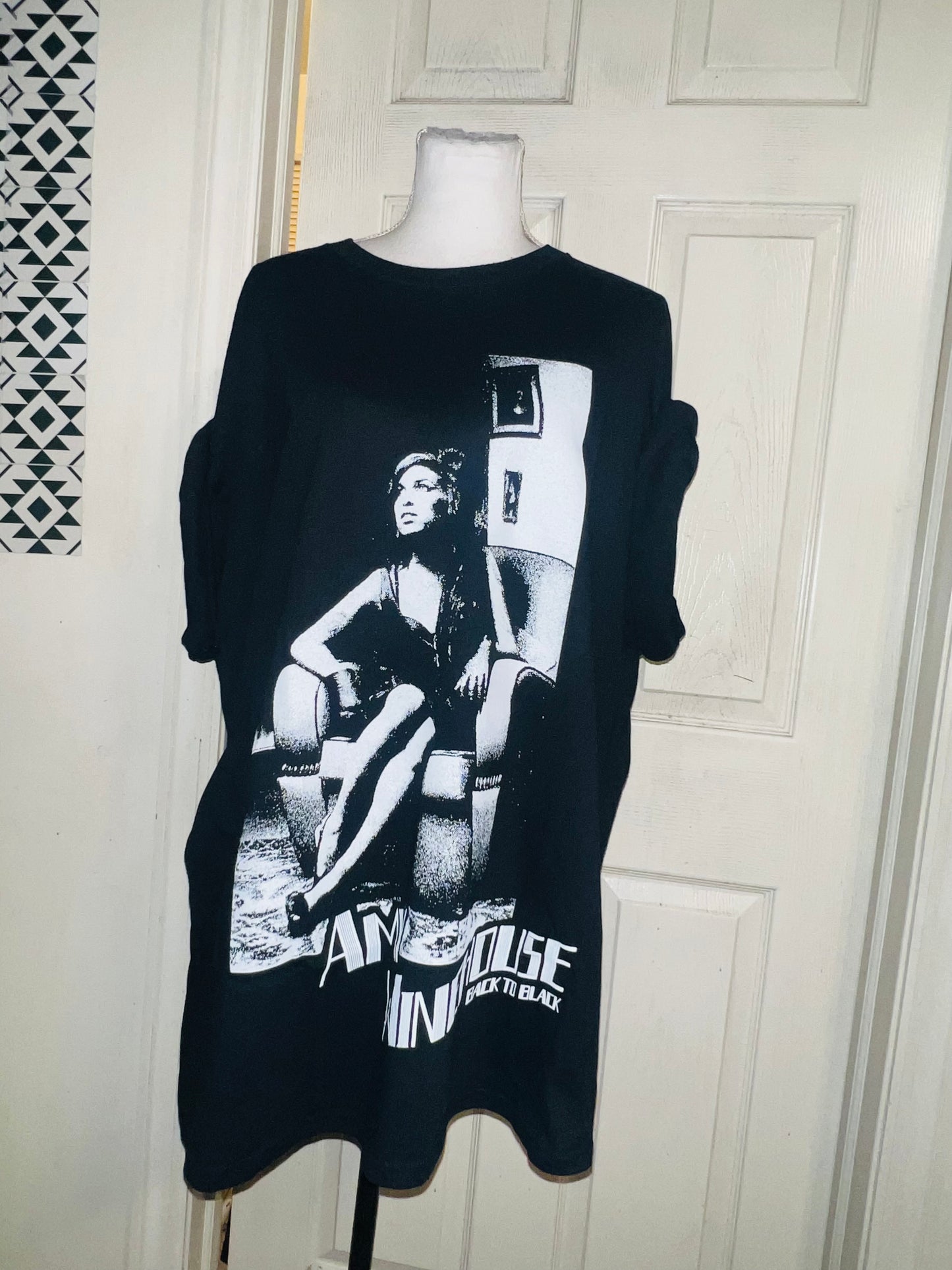 Amy Winehouse Oversized Distressed Tee