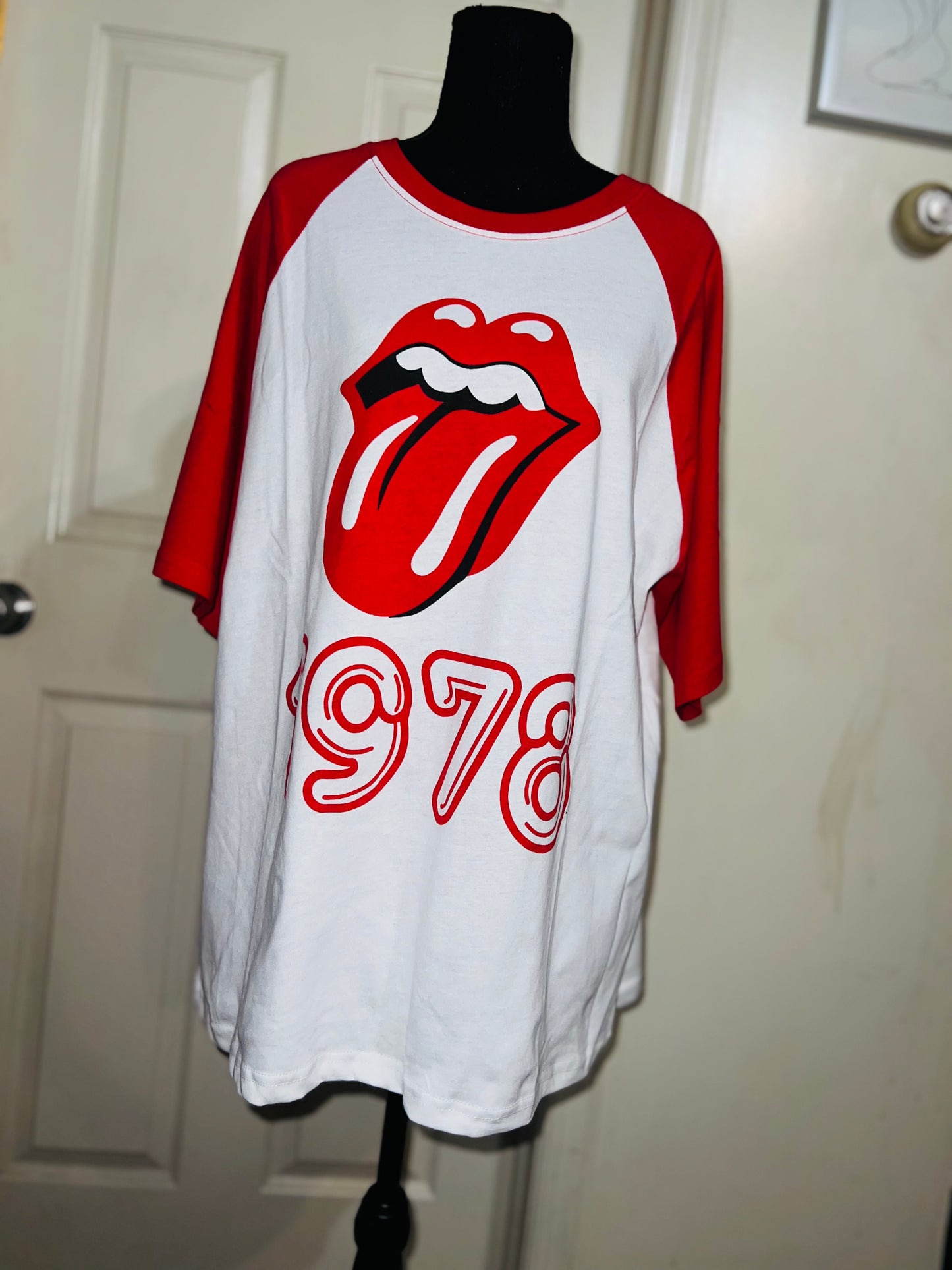 The Rolling Stones Raglan Oversized Distresed Tee