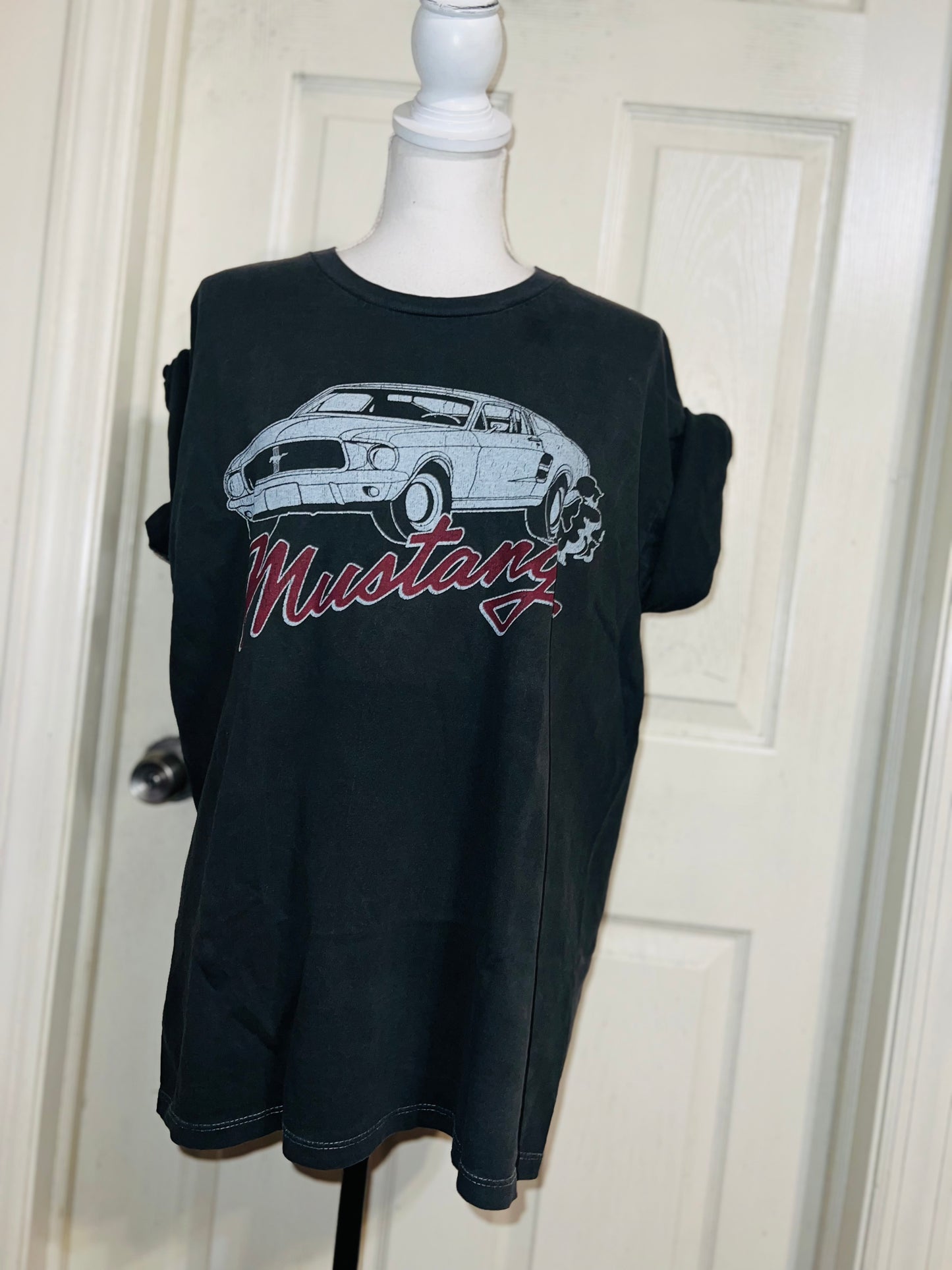 Ford Mustang Oversized Distressed Tee