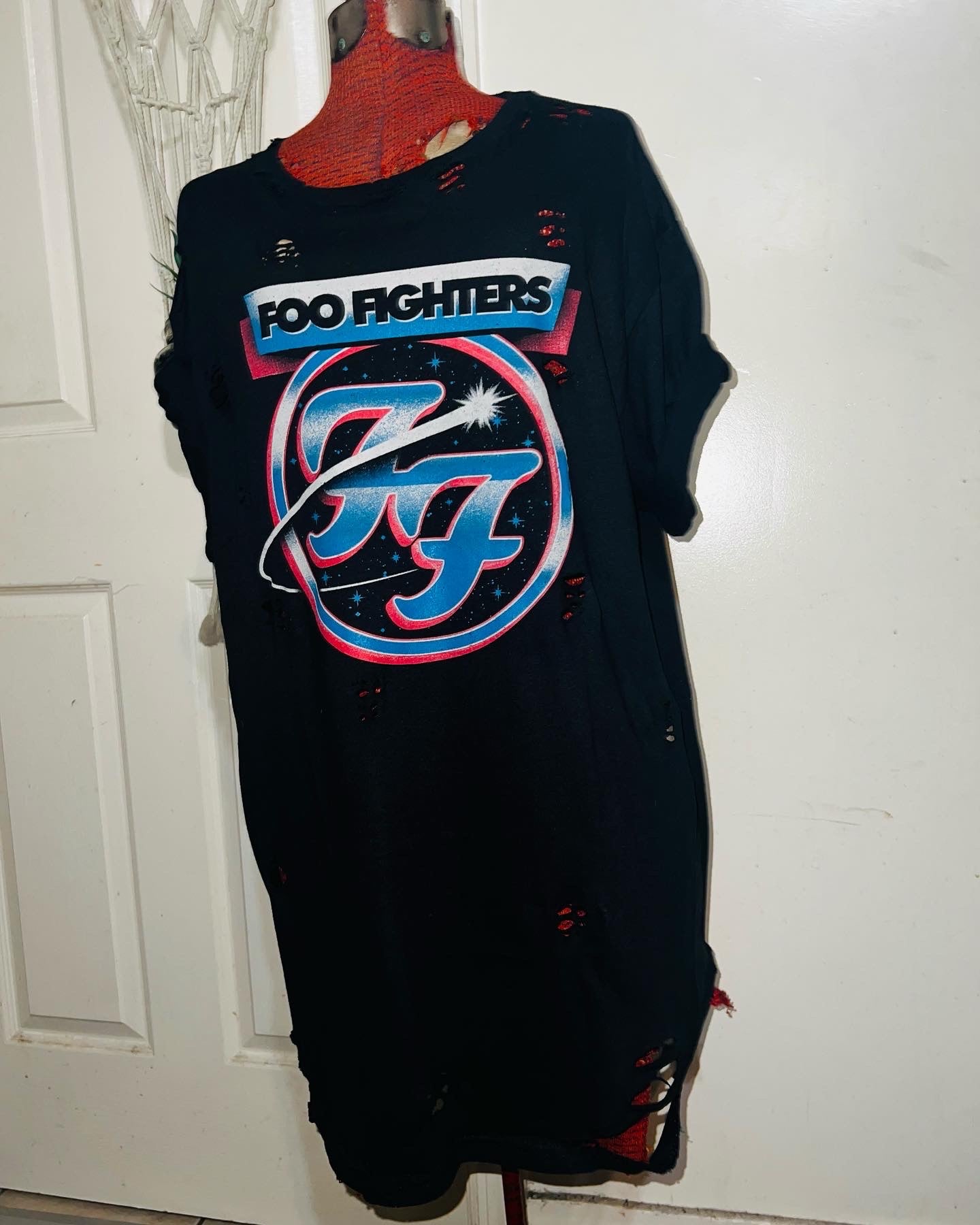 Foo Fighters Oversized Distressed Tee