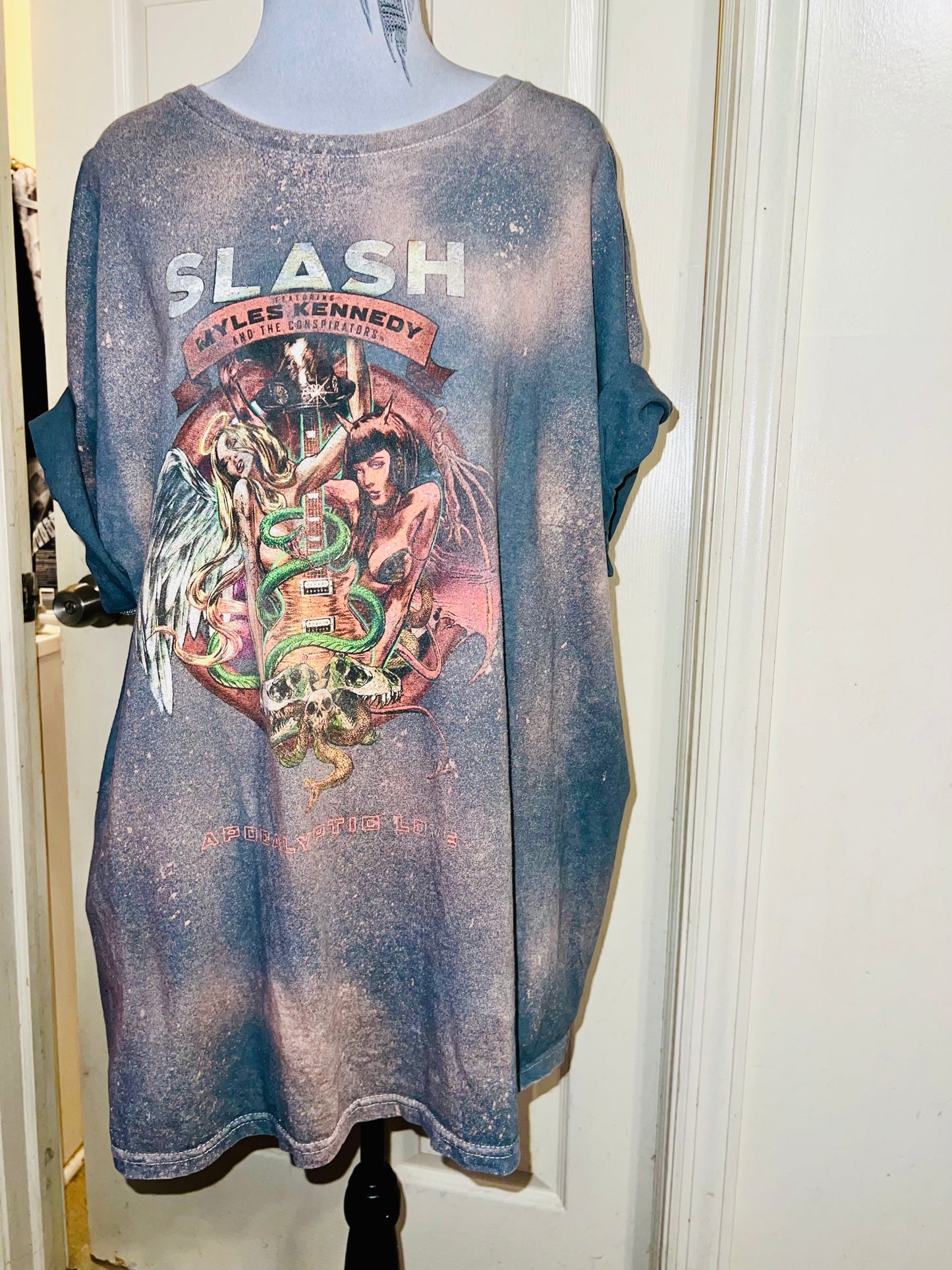 Bleached Slash Distressed Oversized Tee