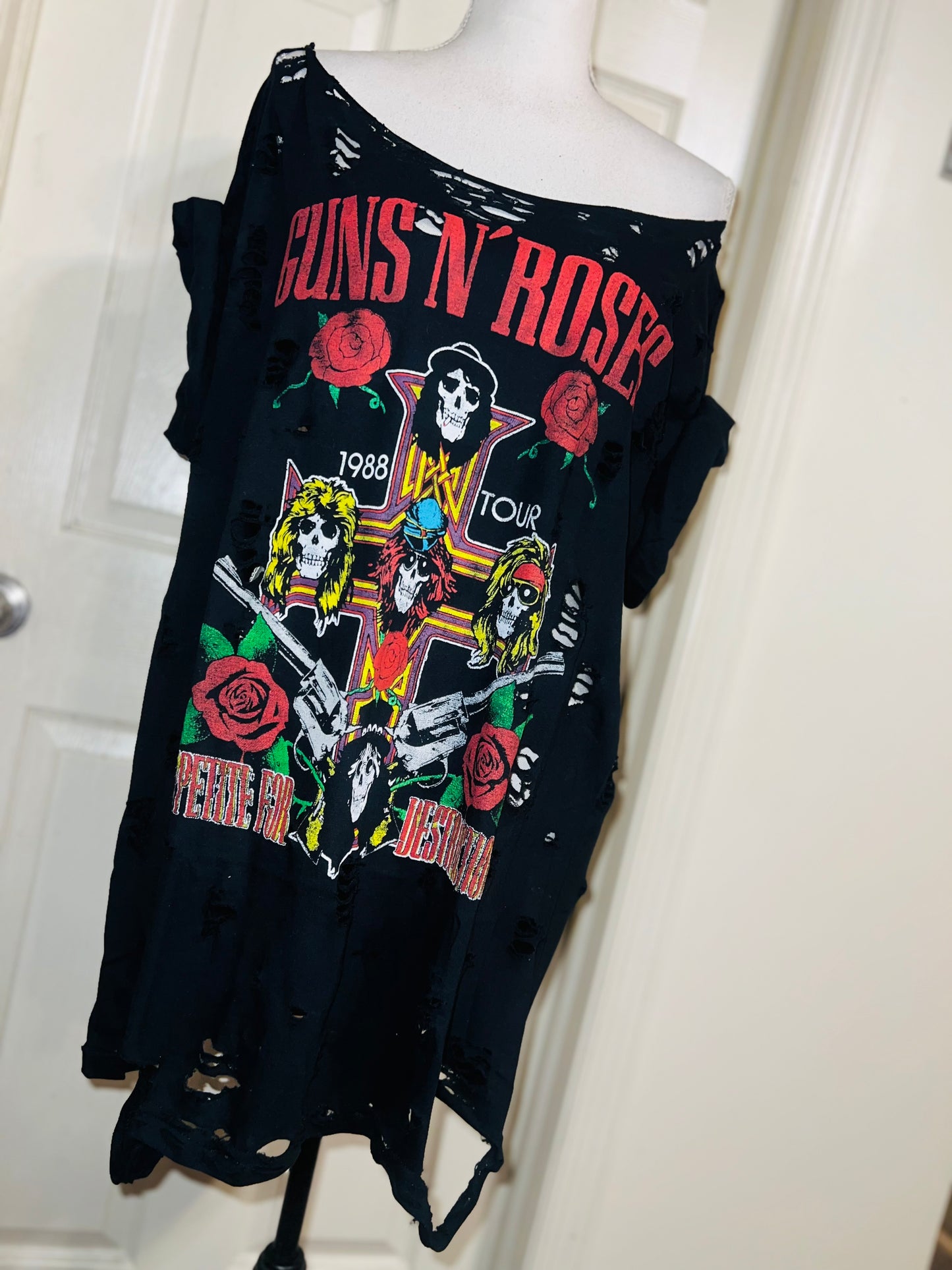 Guns N’ Roses Oversized Distressed Tee