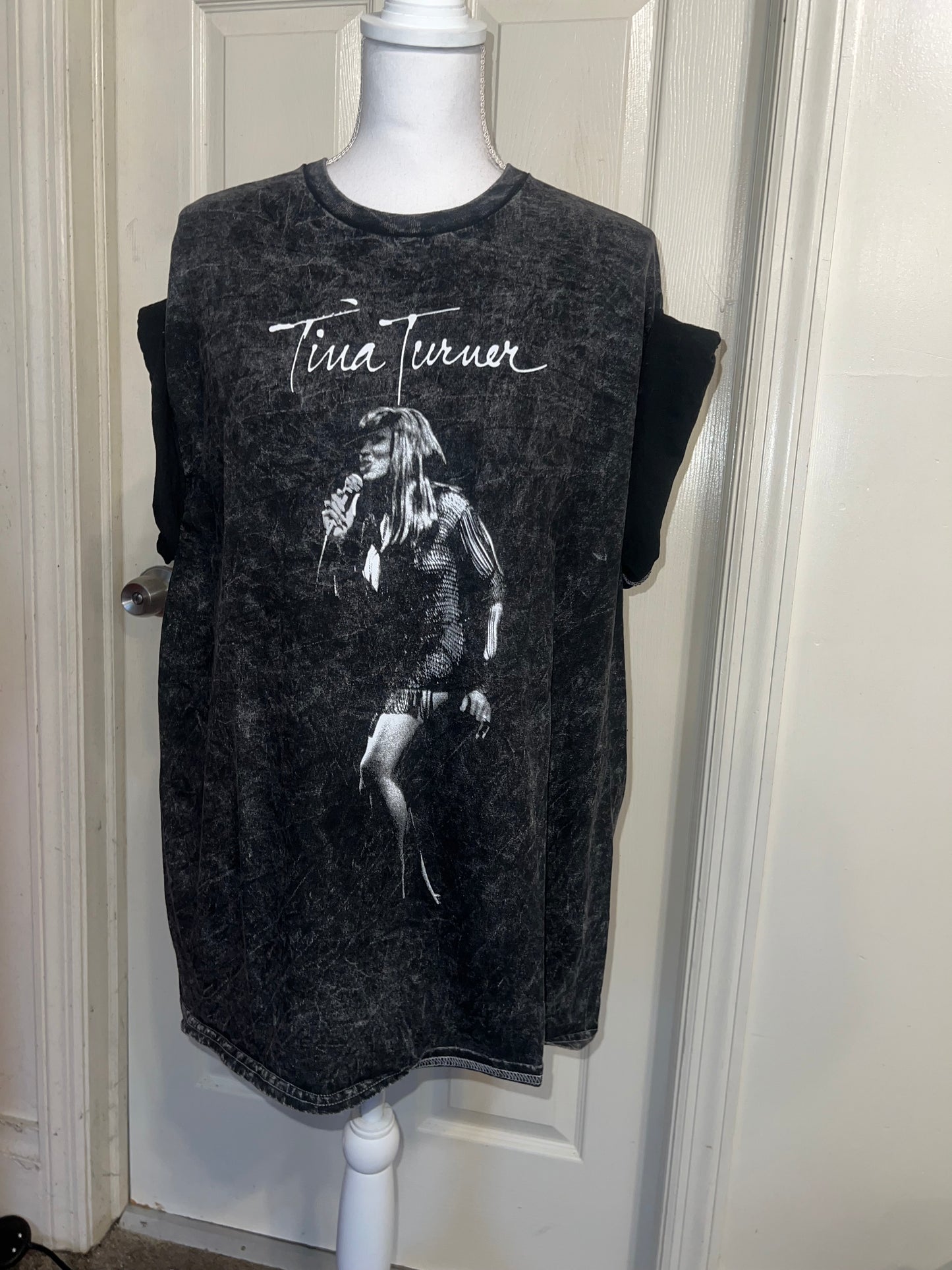 Tina Turner Oversized Distressed Tee