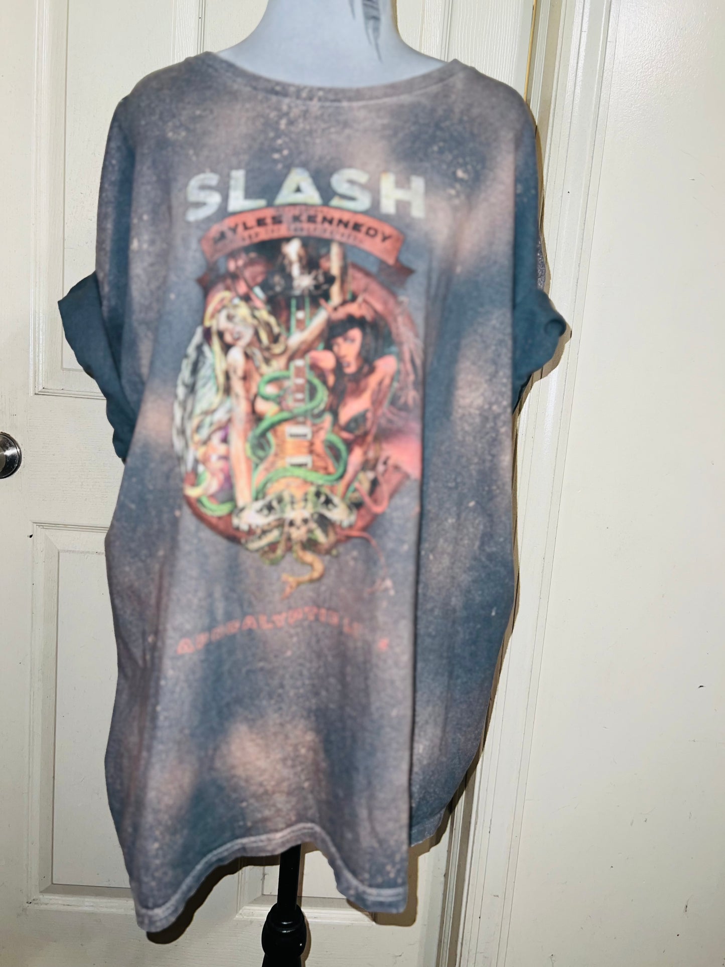 Bleached Slash Distressed Oversized Tee