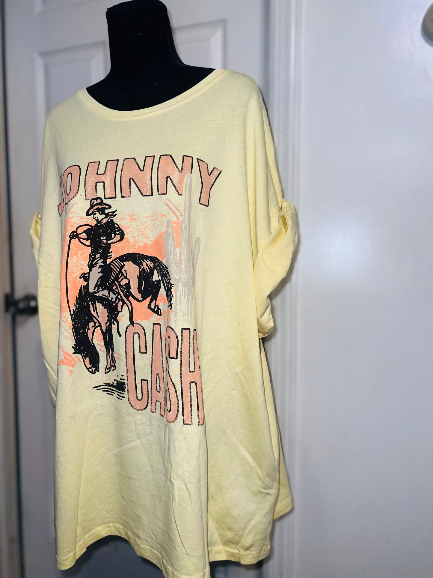 Johnny Cash Oversized Distressed Tee