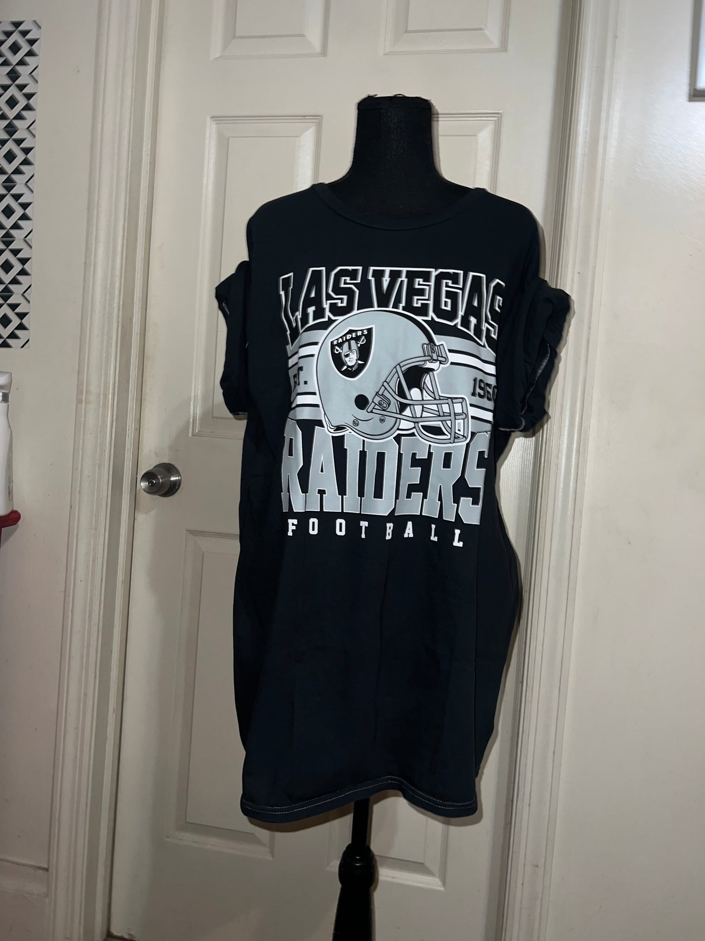 Las Vegas Raiders Oversized Distressed Tee