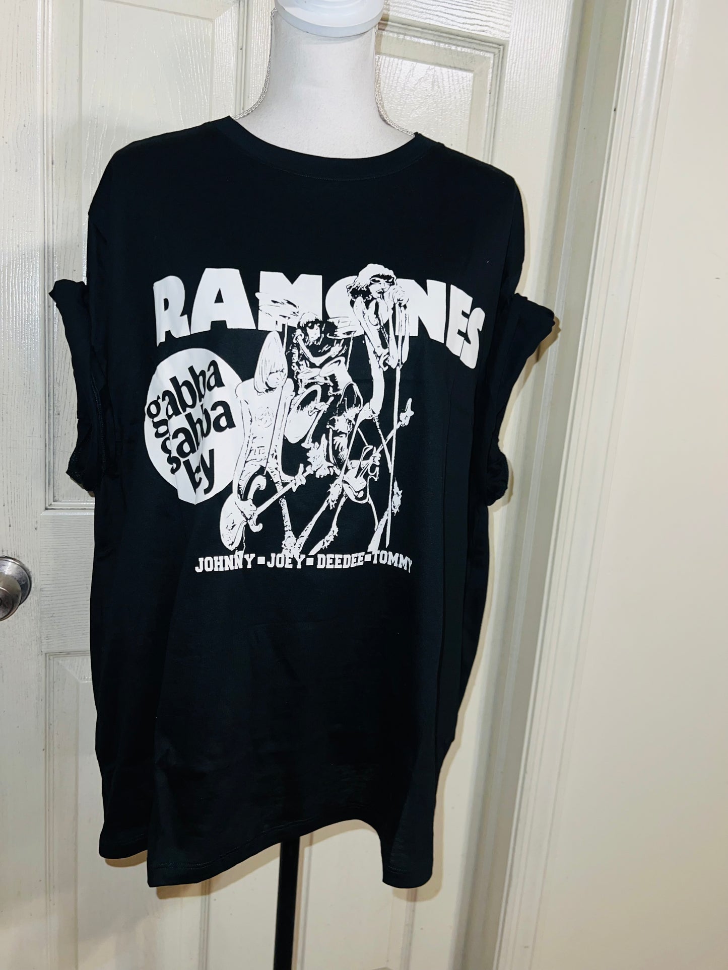 Ramones Oversized Distressed Tee